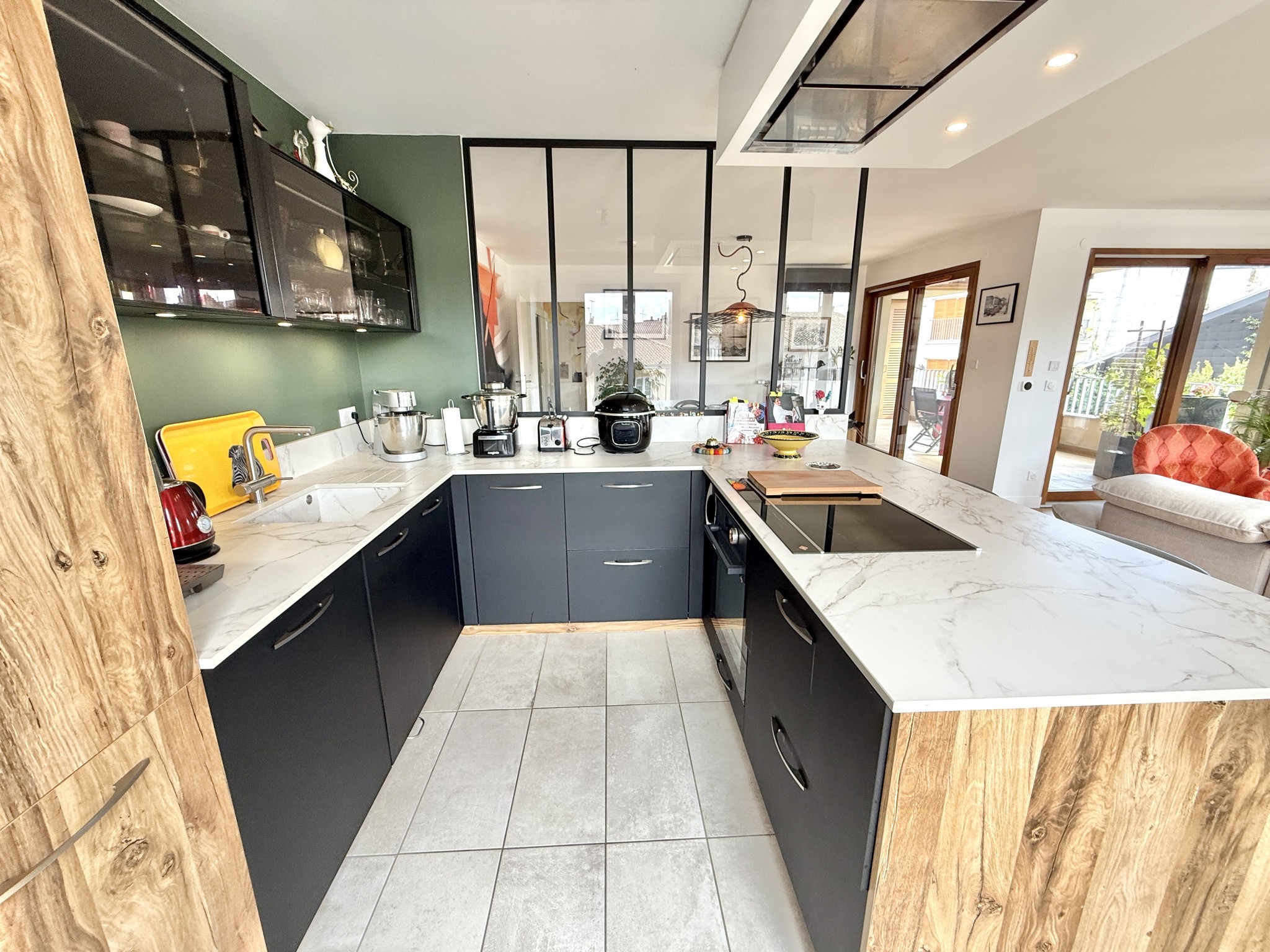 APPARTEMENT NEUF T4/T5 BIS DE STANDING AU DERNIER ÉTAGE — photo 3