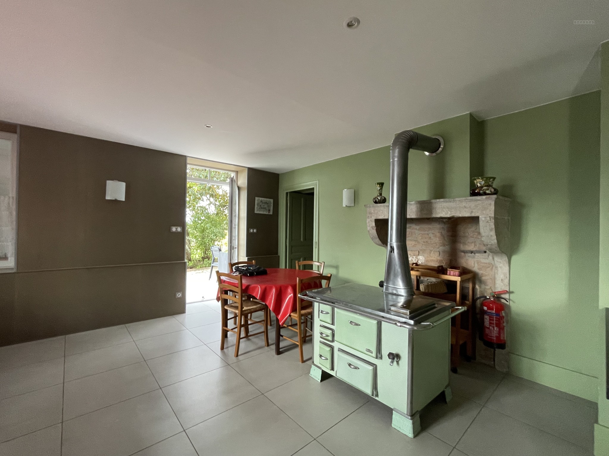 Bastide 200m2 + 4197m2 terrain — photo 11