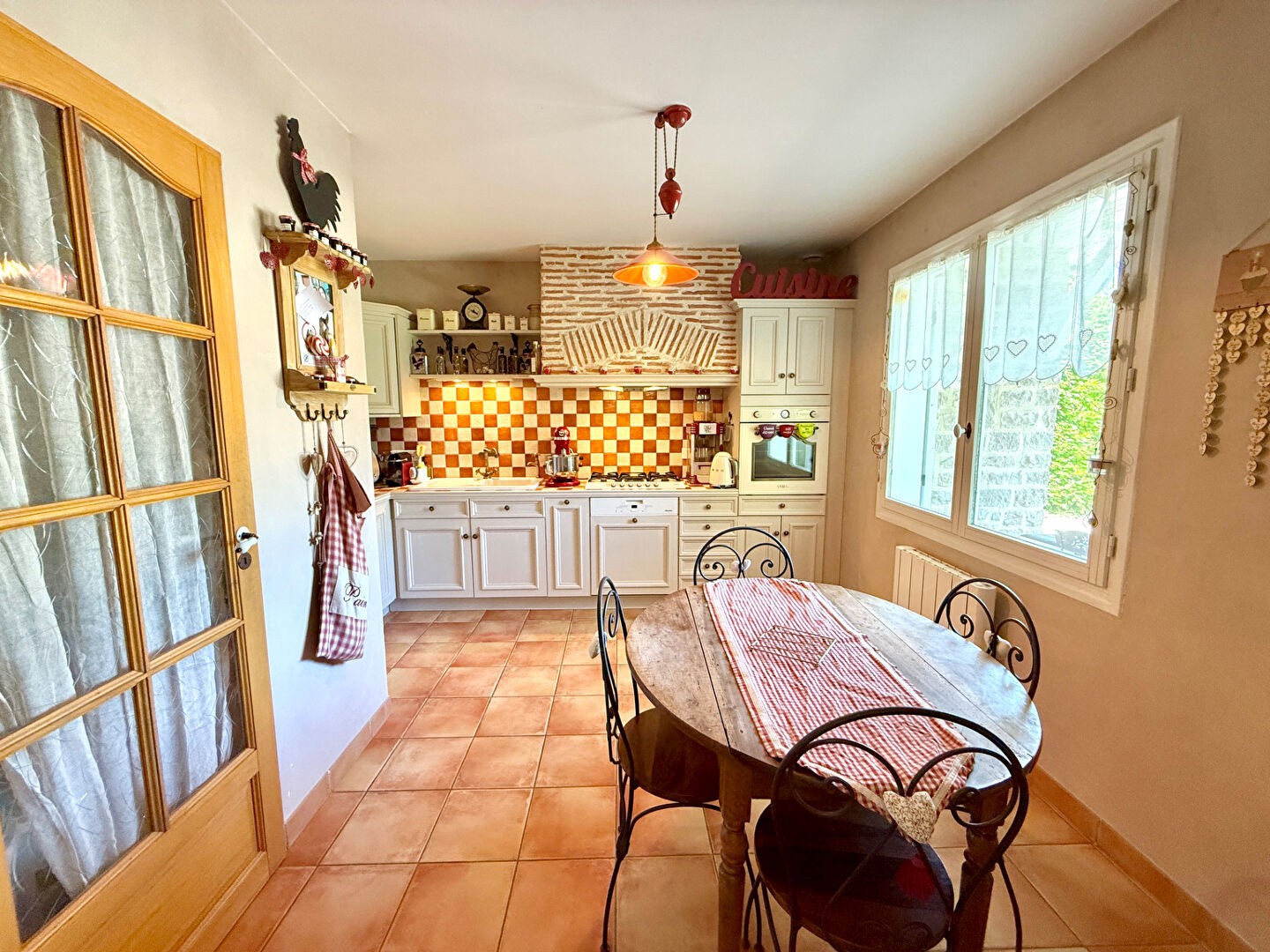 Maison plain pied 130 sur terrain 2.710 m2 avec piscine, garage et dépendance — photo 14