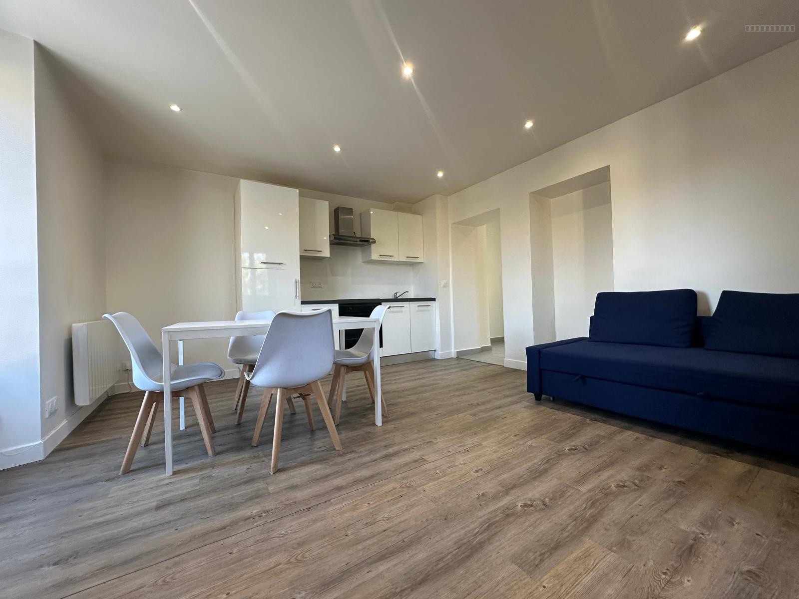 A louer Corbeil-Essonnes appartement DUPLEX 2 pièces 55,84 m2 920 € CC — photo 1