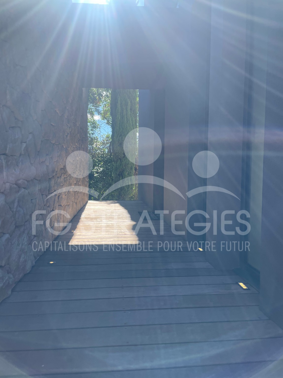 Villa 4 pièces - piscine et jardin- d'exception à Aiguelongue - MONTPELLIER — photo 6