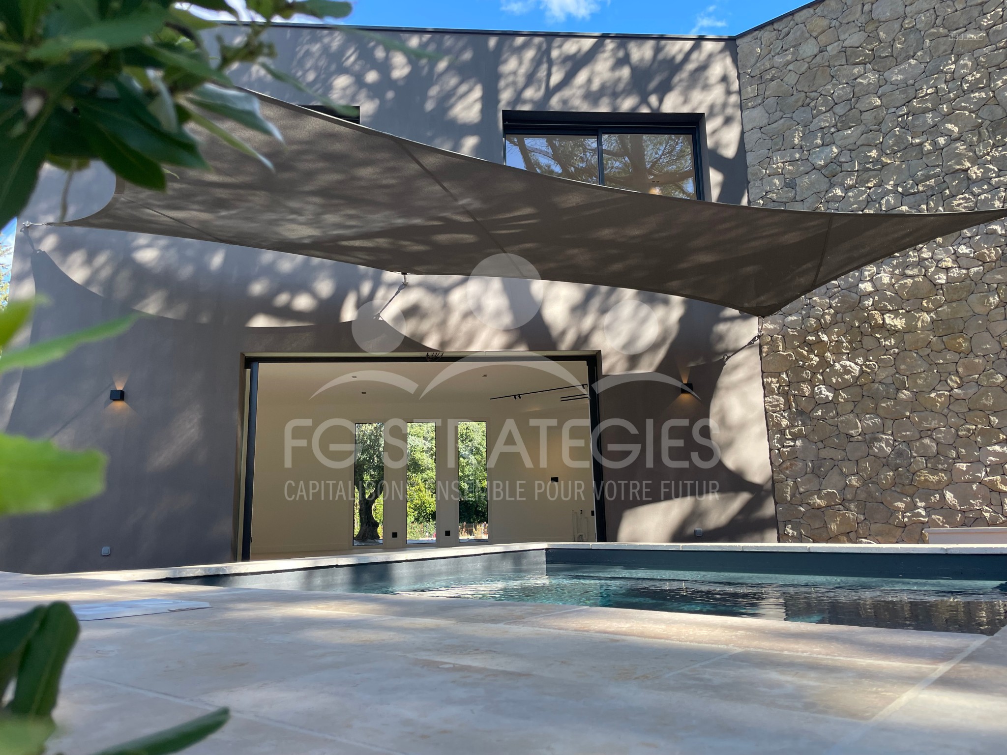 Villa 4 pièces - piscine et jardin- d'exception à Aiguelongue - MONTPELLIER — photo 3