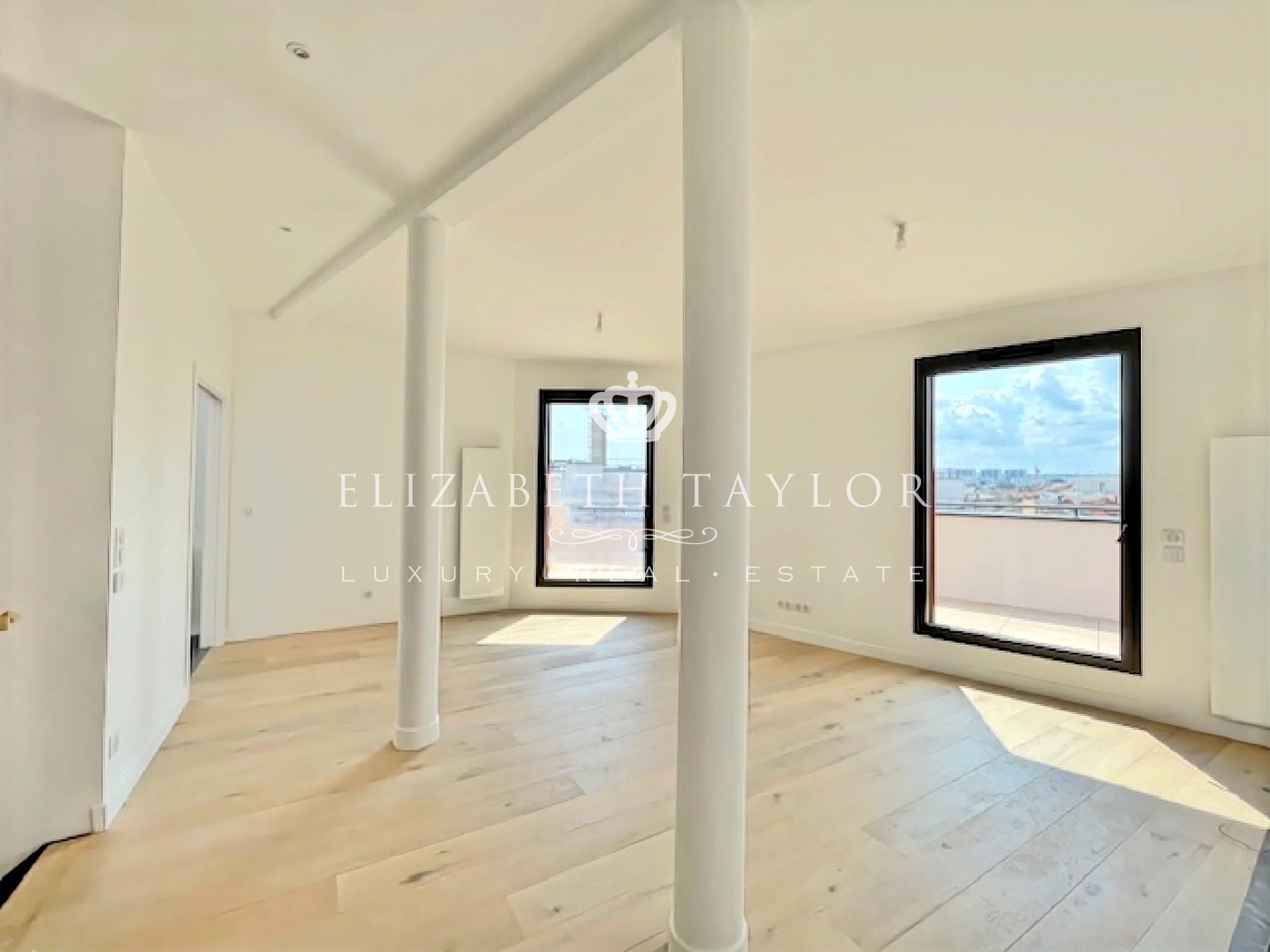 DUPLEX ROOFTOP - VUE PANORAMIQUE - ASCENSEUR - HYPER CENTRE MALAKOFF — photo 5