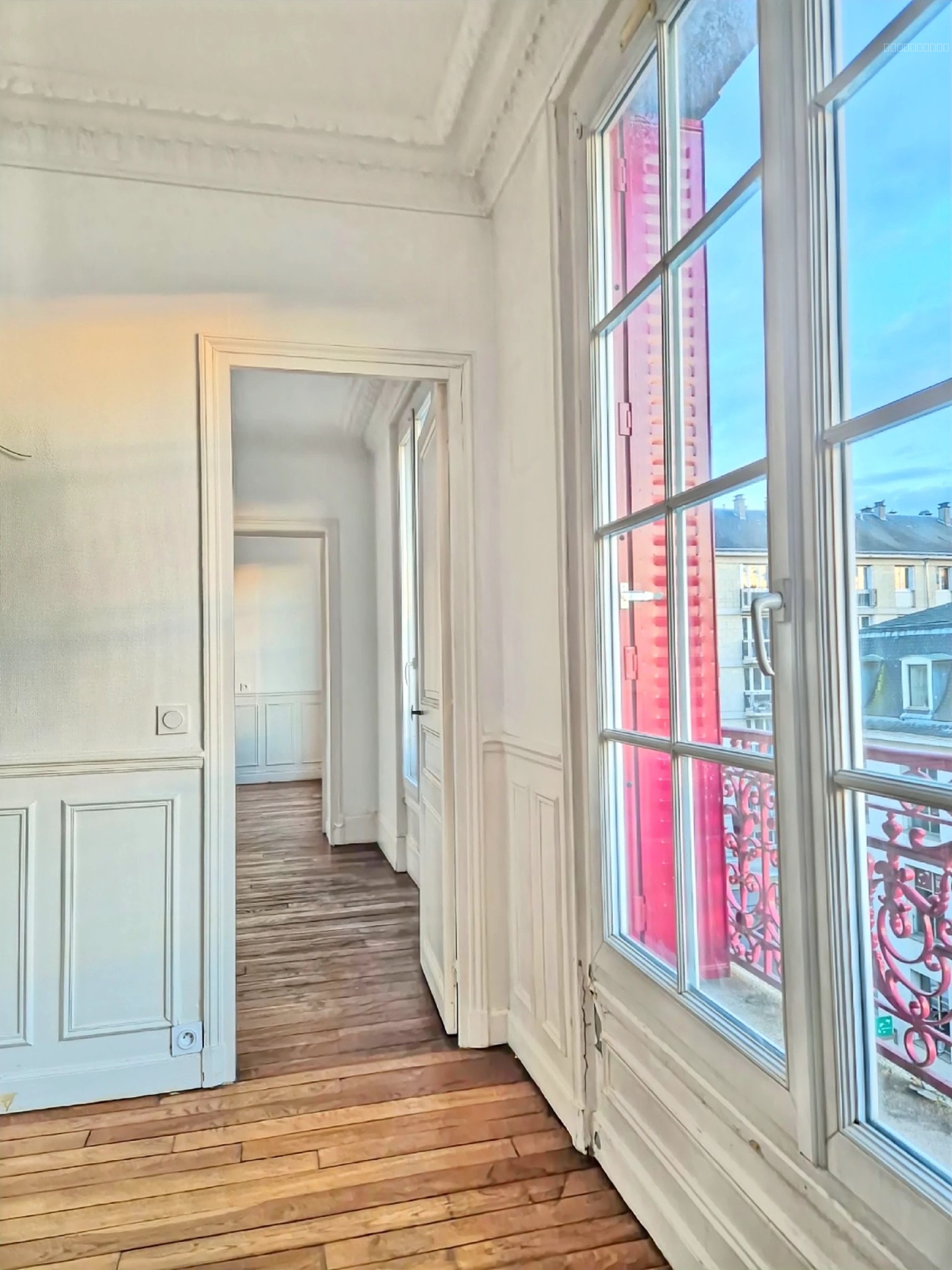 CHATEAU RER SAINT GERMAIN EN LAYE — photo 11