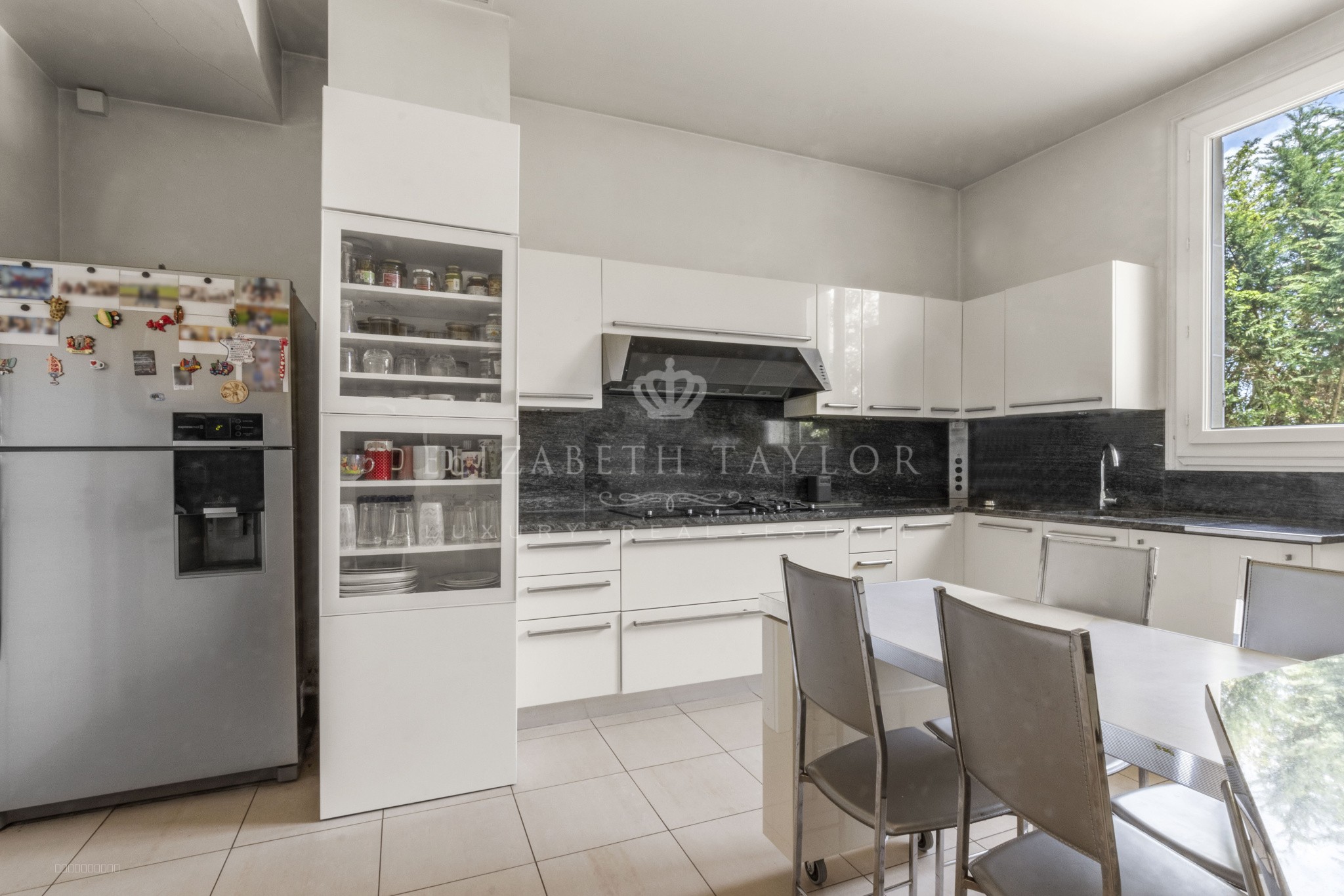 MAISON MANSART FAMILIALE - RUEIL MALMAISON PROCHE LYCEE DANIELOU ET PASSY BUZENVAL — photo 10