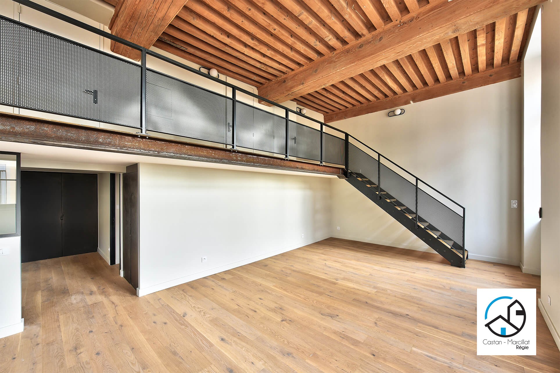 Duplex avec vue dégagée - Croix Rousse — photo 2