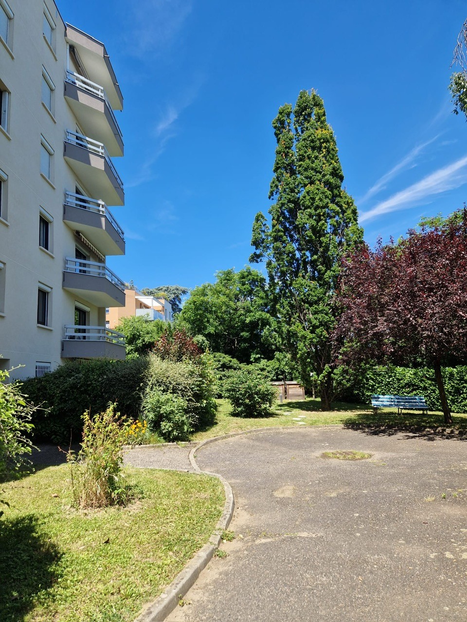 Place de parking - LE BELLEVUE - LA MULATIERE — photo 2