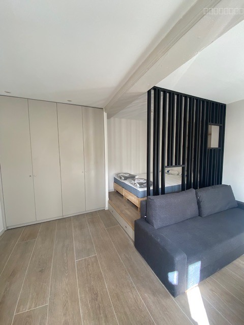 Appartement de type 1 meublé et équipé en plein centre ville de BRIGNAIS — photo 5