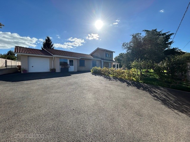 EXCLUSIVITE À Vendre   Villa de Plain-Pied à Peaugres (Ardèche)   Rare à la Vente — photo 2