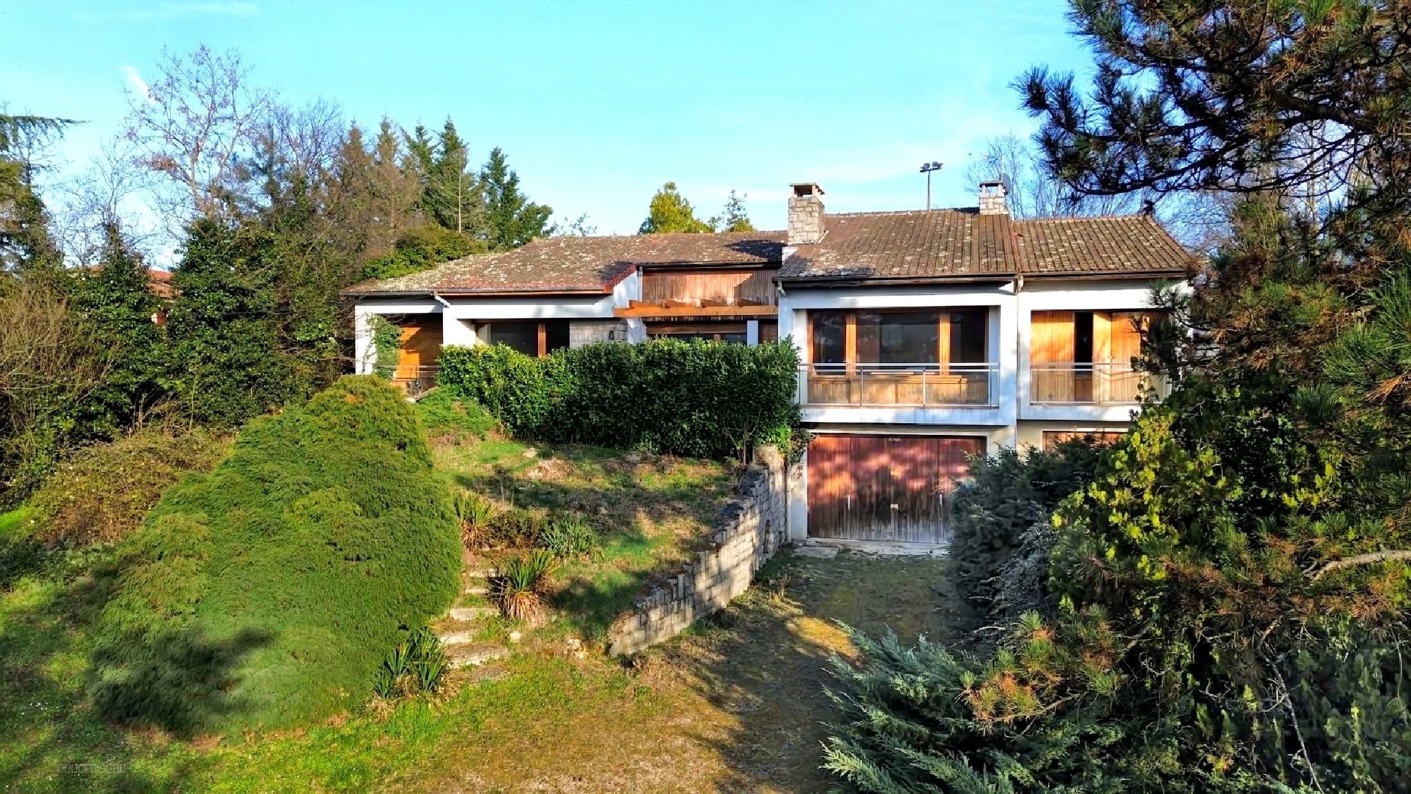 Villa d'Architecte des Années 70 : Un Bien RARE au Potentiel Exceptionnel — photo 2