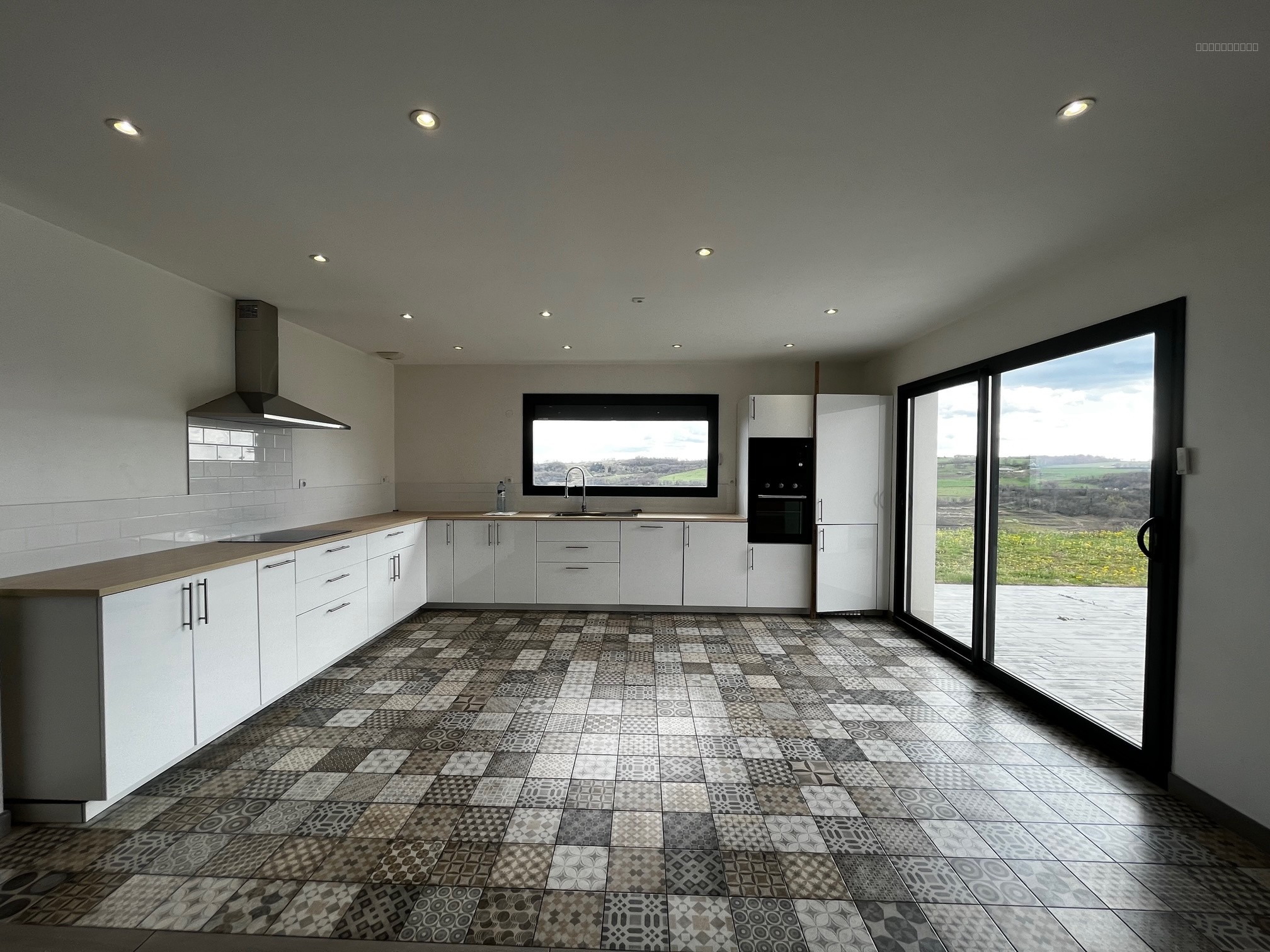 À la location   Villa contemporaine avec vue imprenable sur les vignobles   5 chambres   187 m2 — photo 3