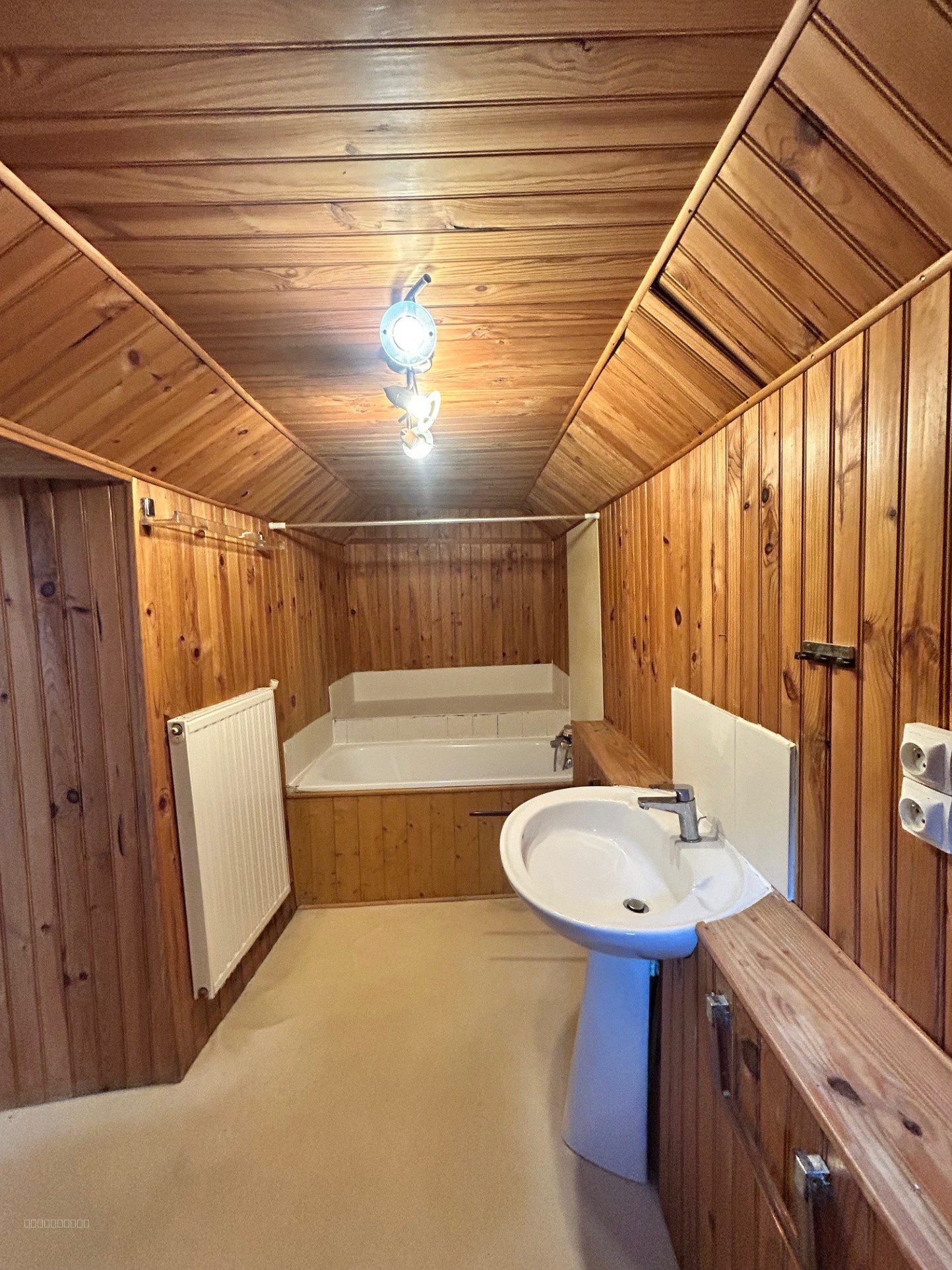Maison de ville en pierres   68 m2   Quartier historique d’Annonay — photo 8