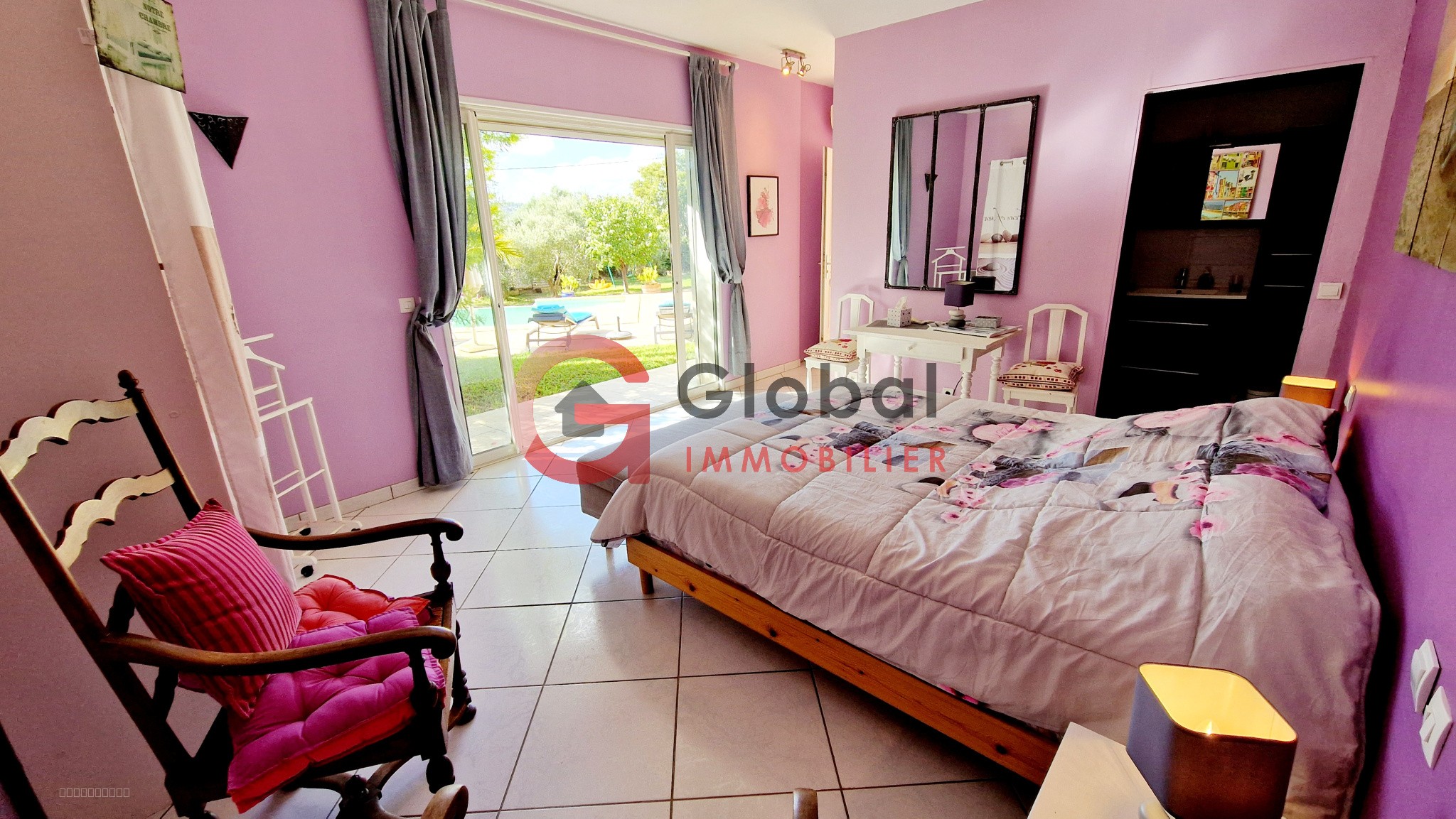 Propriété exceptionnelle de 350m2 avec piscine et dépendances | Lançon 13680 — photo 12