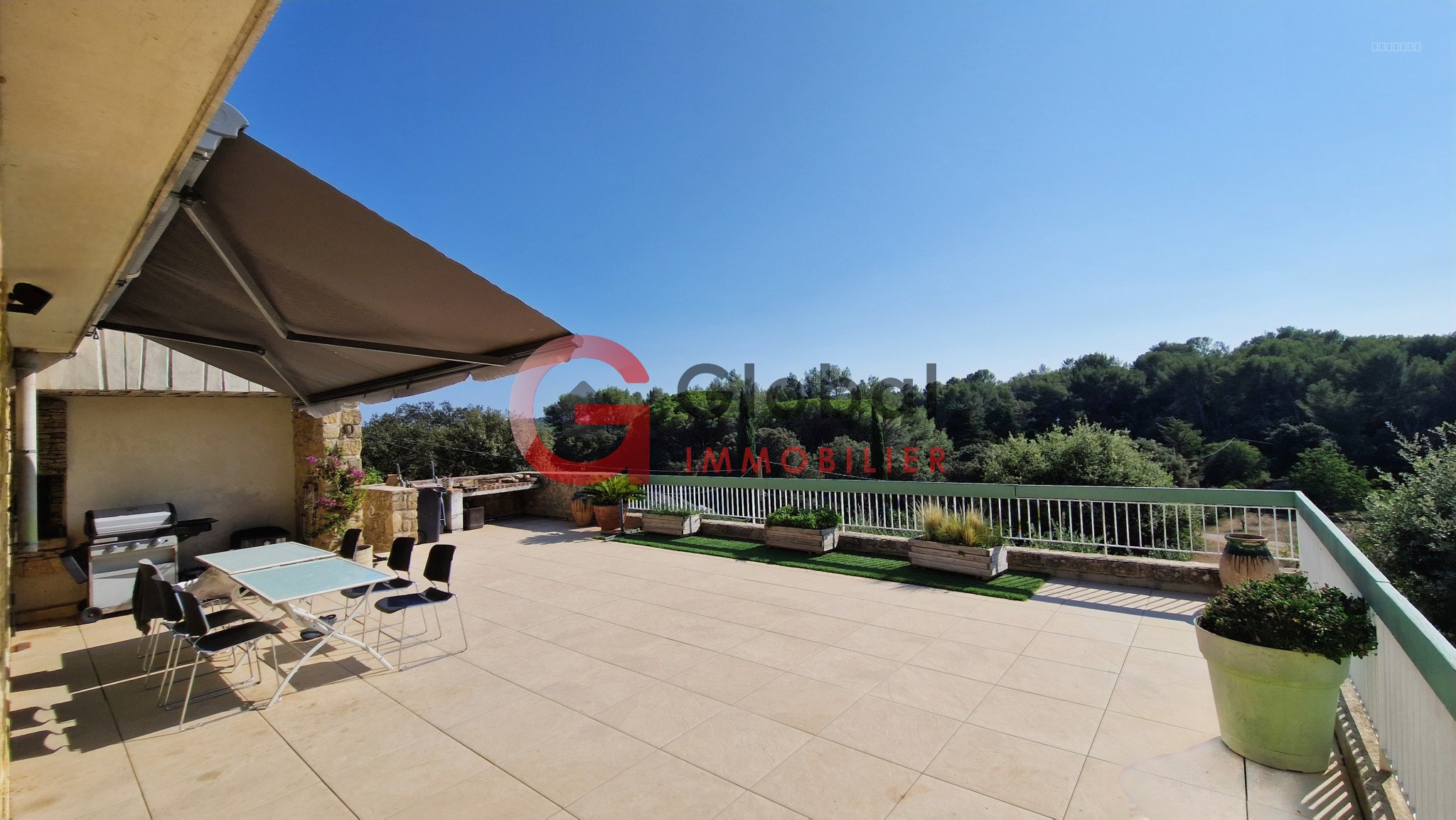 Propriété de 220m2 avec piscine — photo 7