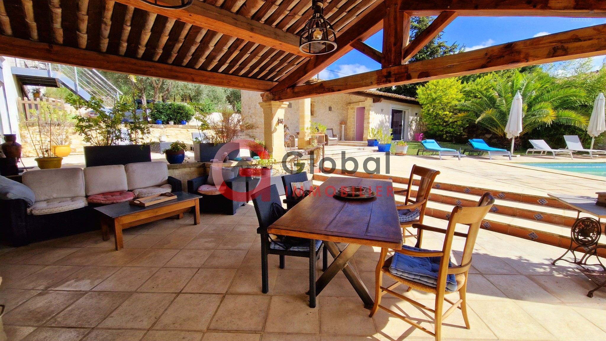 Propriété exceptionnelle de 350m2 avec piscine et dépendances | Lançon 13680 — photo 19