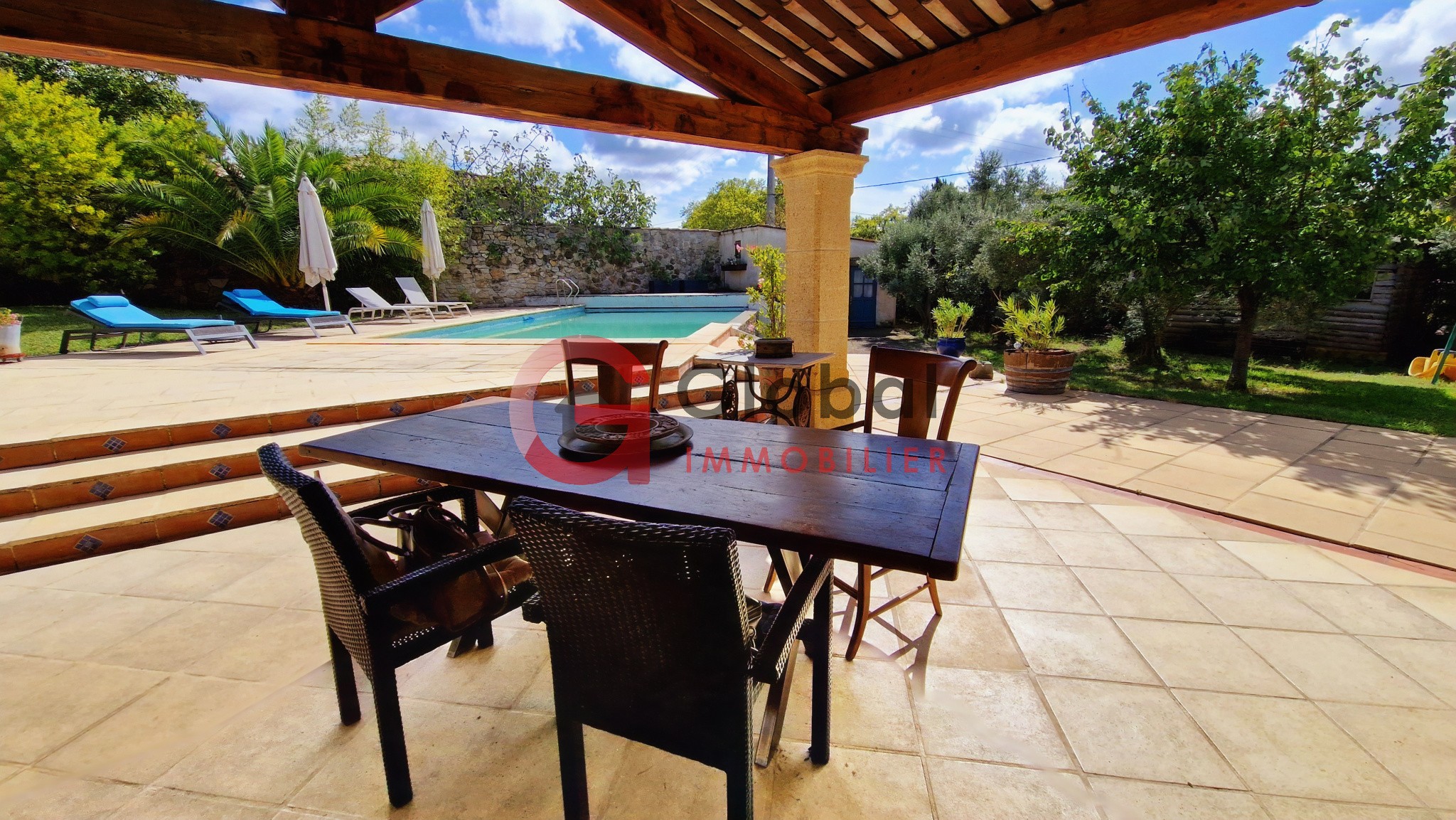 Propriété exceptionnelle de 350m2 avec piscine et dépendances | Lançon 13680 — photo 9