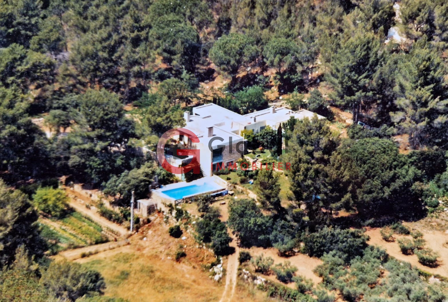 Propriété de 220m2 avec piscine — photo 2