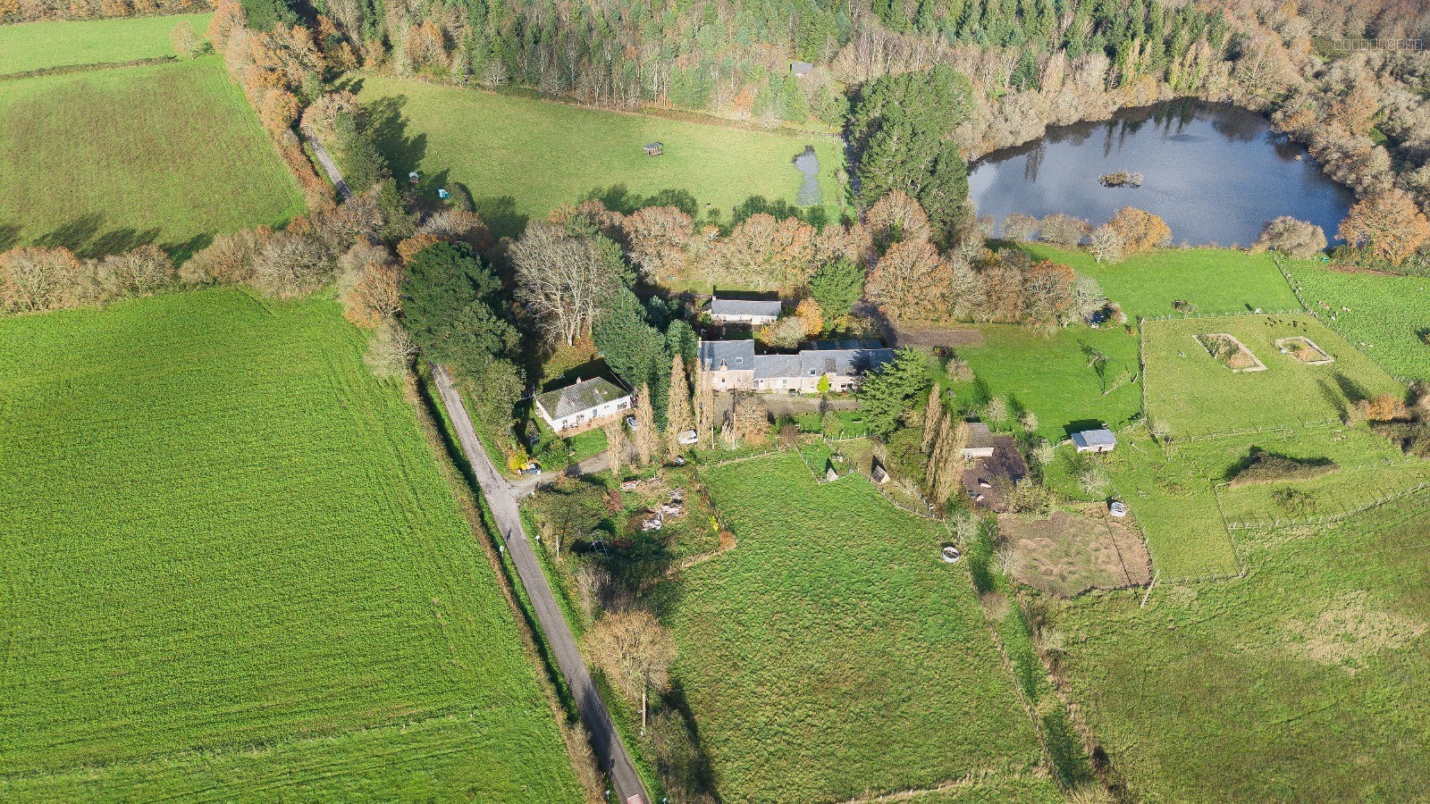 Domaine de 44 Hectares — photo 3