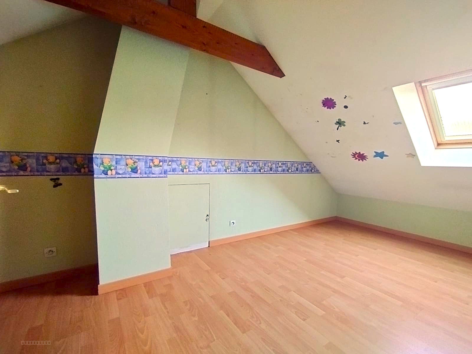 Maison 5 chambres sur 1 ha de terrain - Possibilité d'acquérir en + 2 hangars (2 500 m2) sur 2 ha de terrain — photo 8