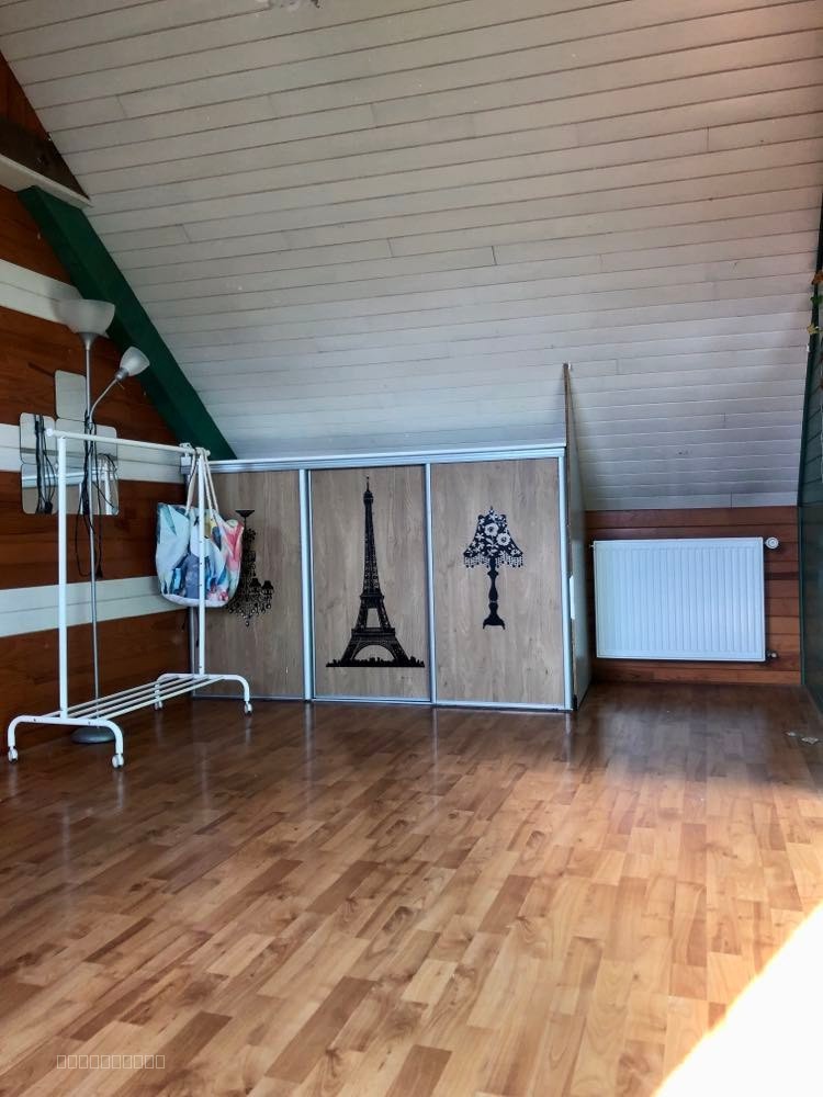 MAISON DE VILLAGE  DE 255 M2 AVEC JARDIN — photo 8