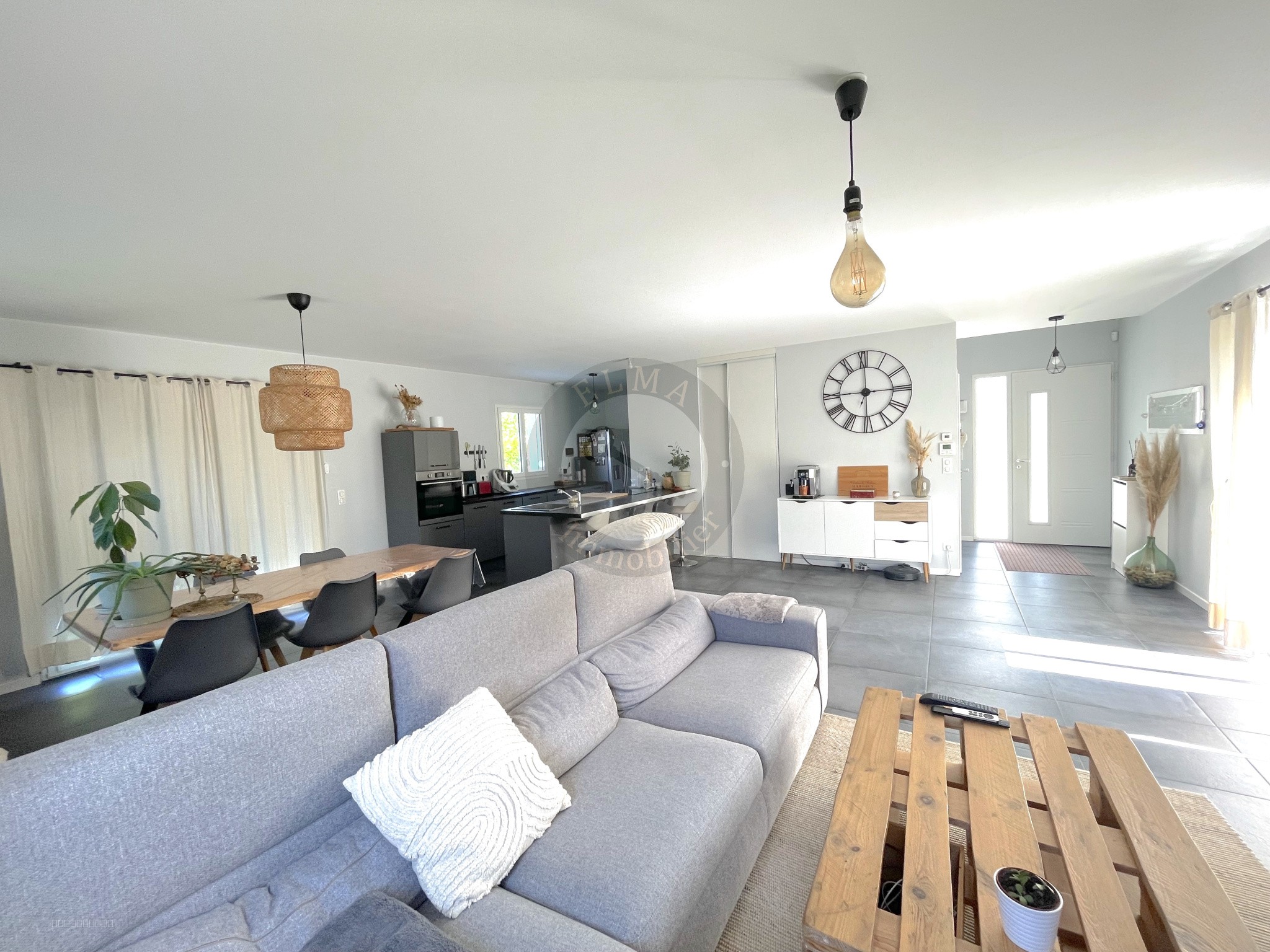 MAISON DANS UN QUARTIER CALME — photo 8