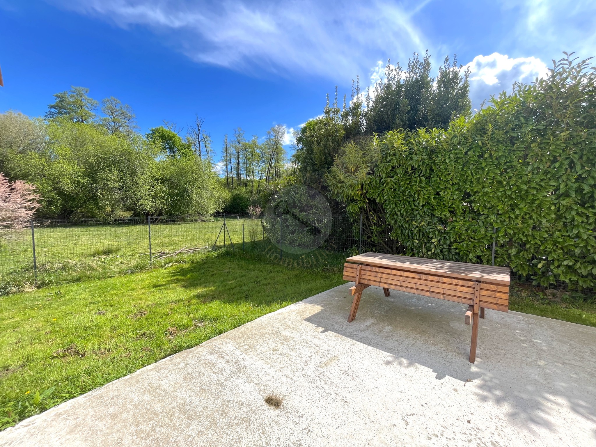 MAISON DANS UN QUARTIER CALME — photo 10