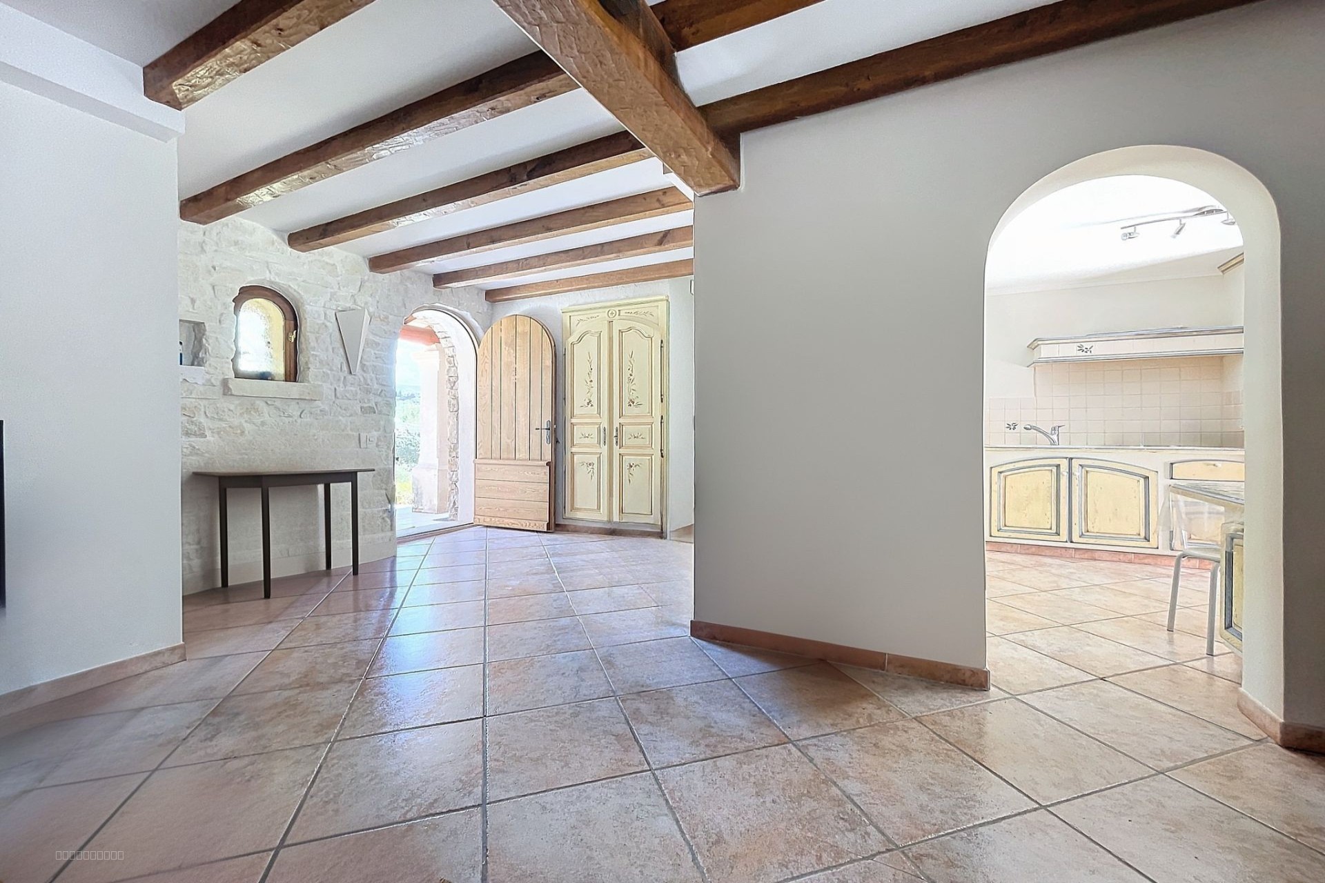 maison St saturnin les apt — photo 2