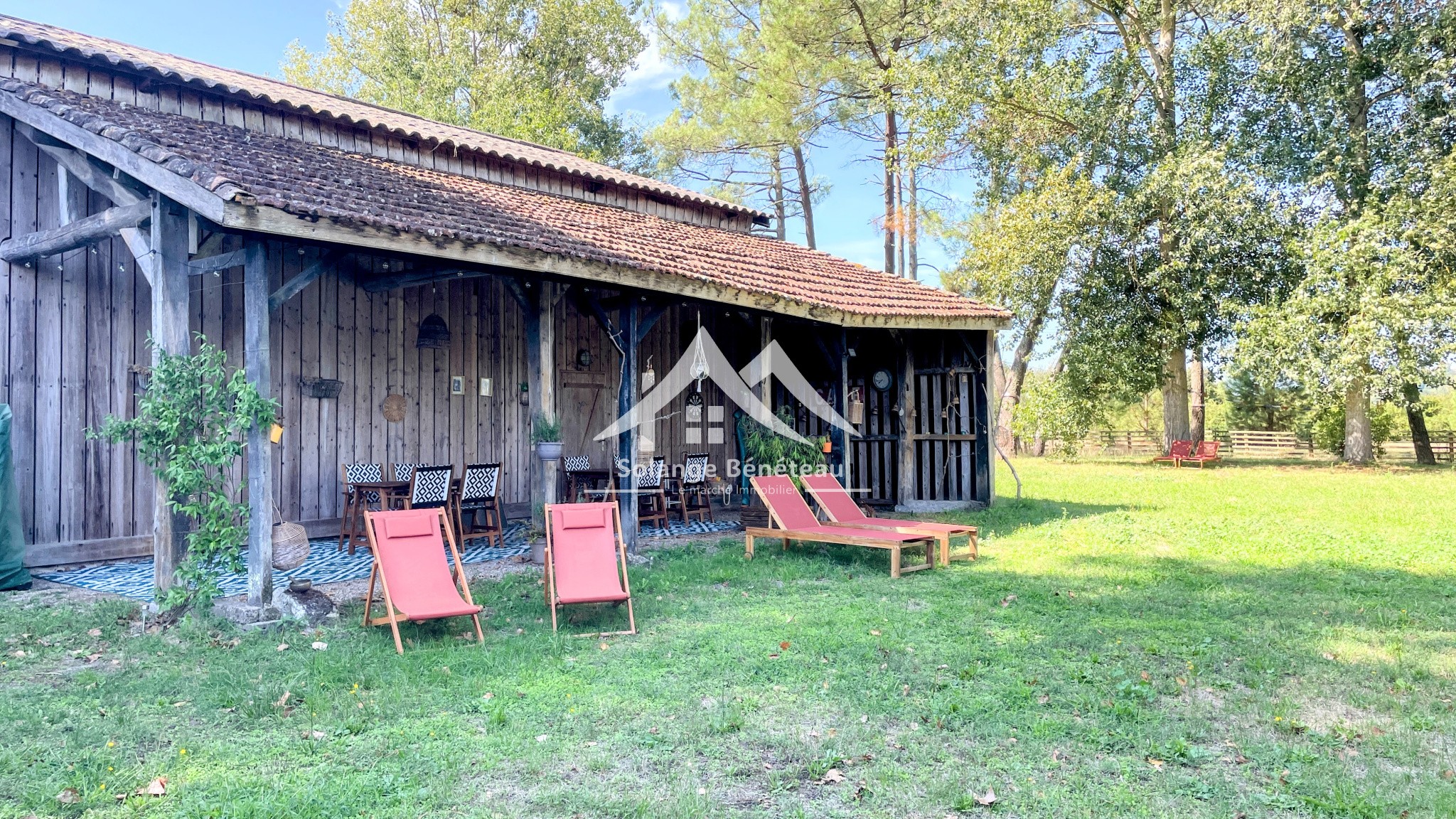 Maison de caractère rénovée   260 m2 • 5 ch. dont suite • séjour/cuisine 70 m2+ • parc clos 6 900 m2 — photo 19