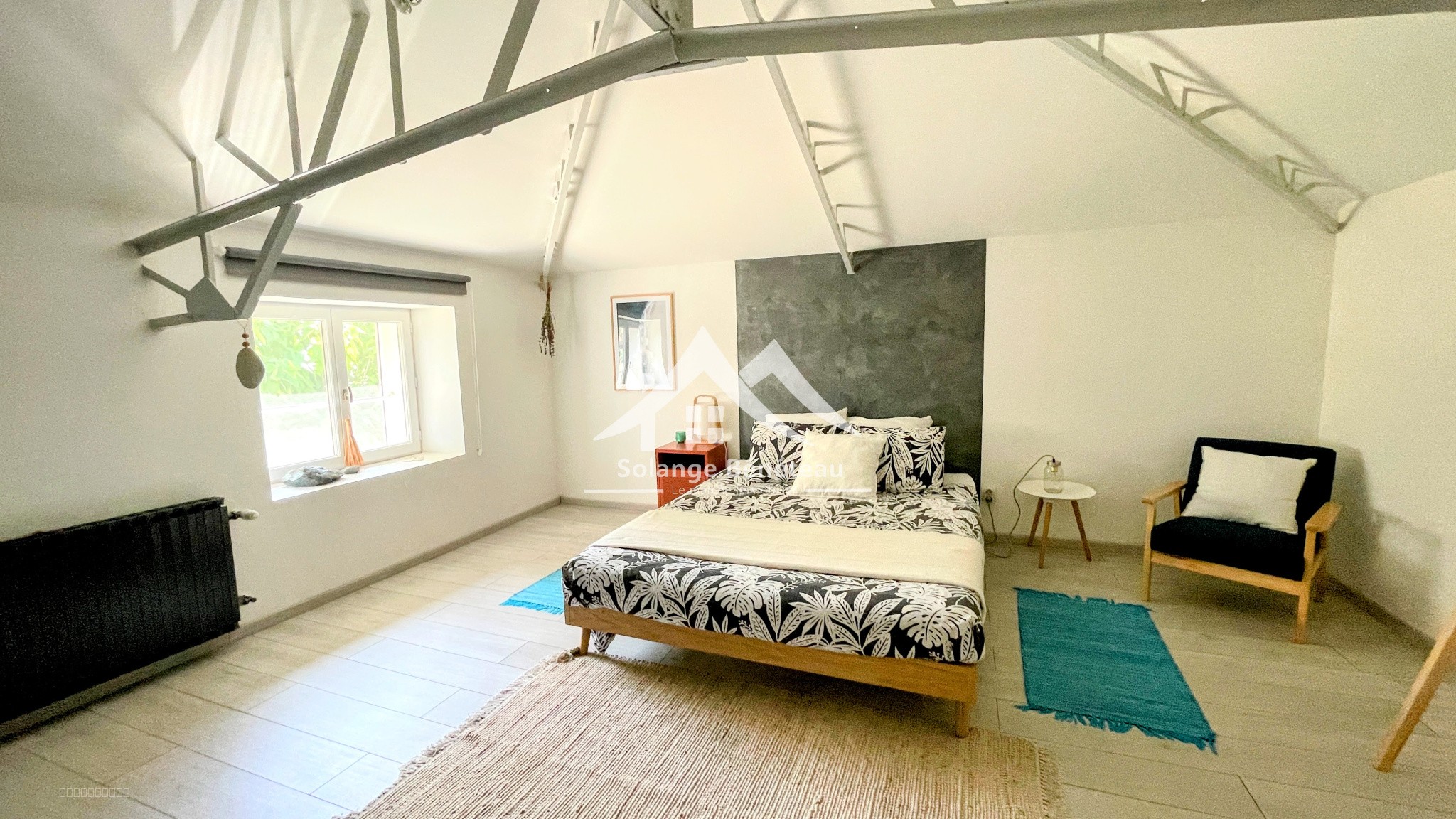 Maison de caractère rénovée   260 m2 • 5 ch. dont suite • séjour/cuisine 70 m2+ • parc clos 6 900 m2 — photo 10