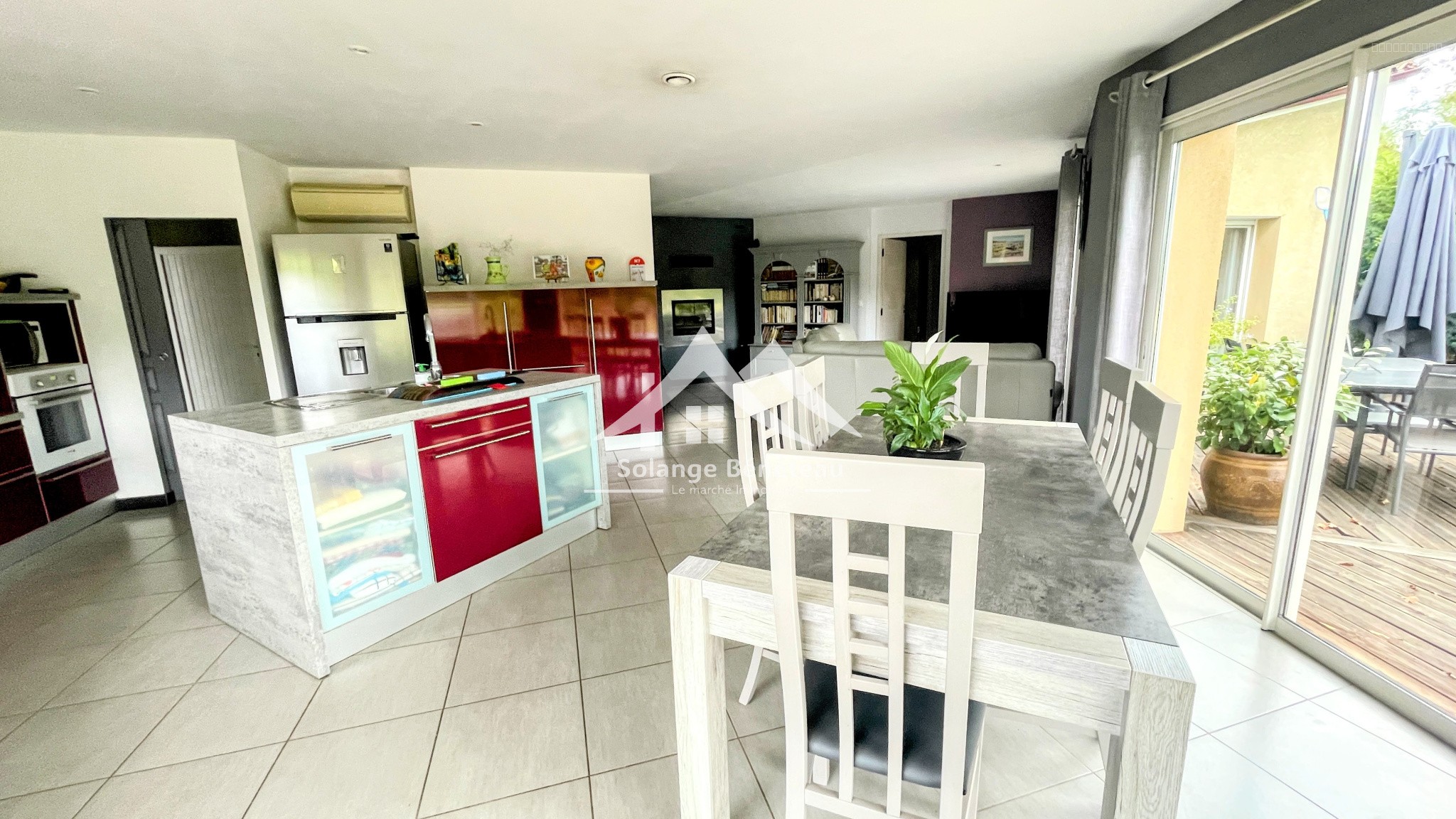 Villa contemporaine récente de plain-pied avec piscine de 160 m2 à Casteljaloux — photo 3