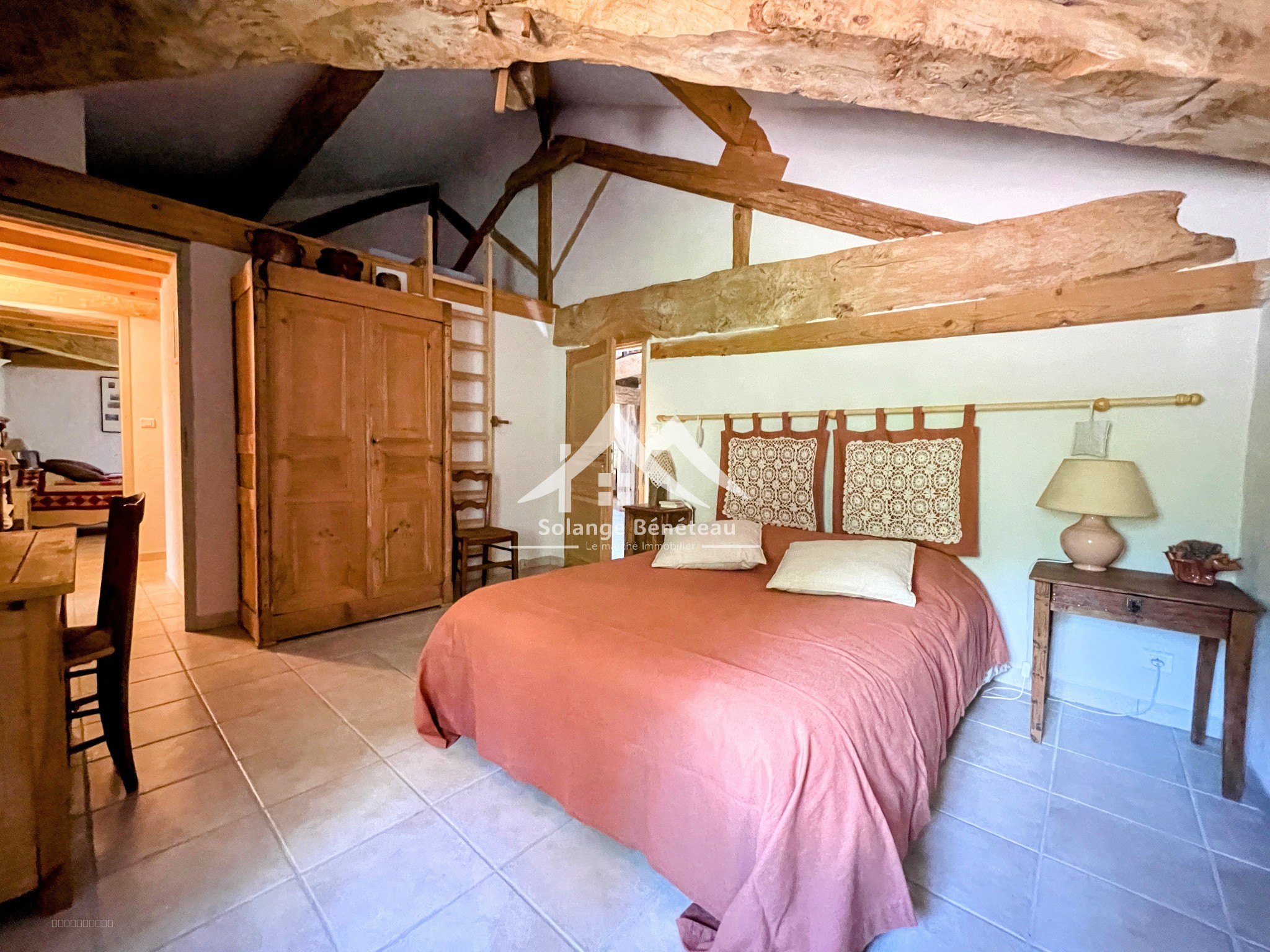 EXCLISIVITE -  Magnifique domaine avec Moulin et gite sur un terrain boisé de 2 hectares. — photo 8