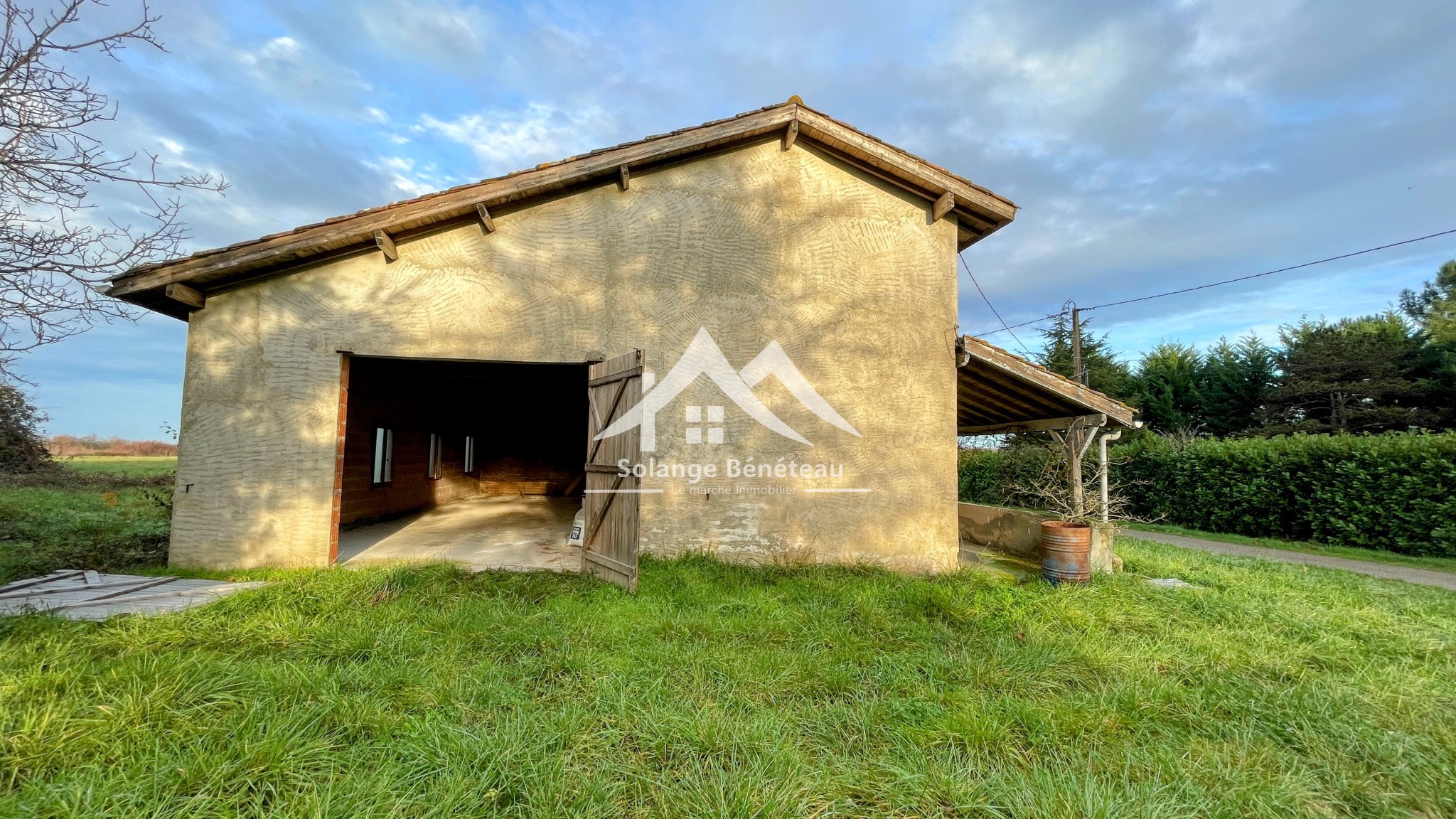Maison à restaurer dans un écrin de verdure entre Calonges et Razimet — photo 6