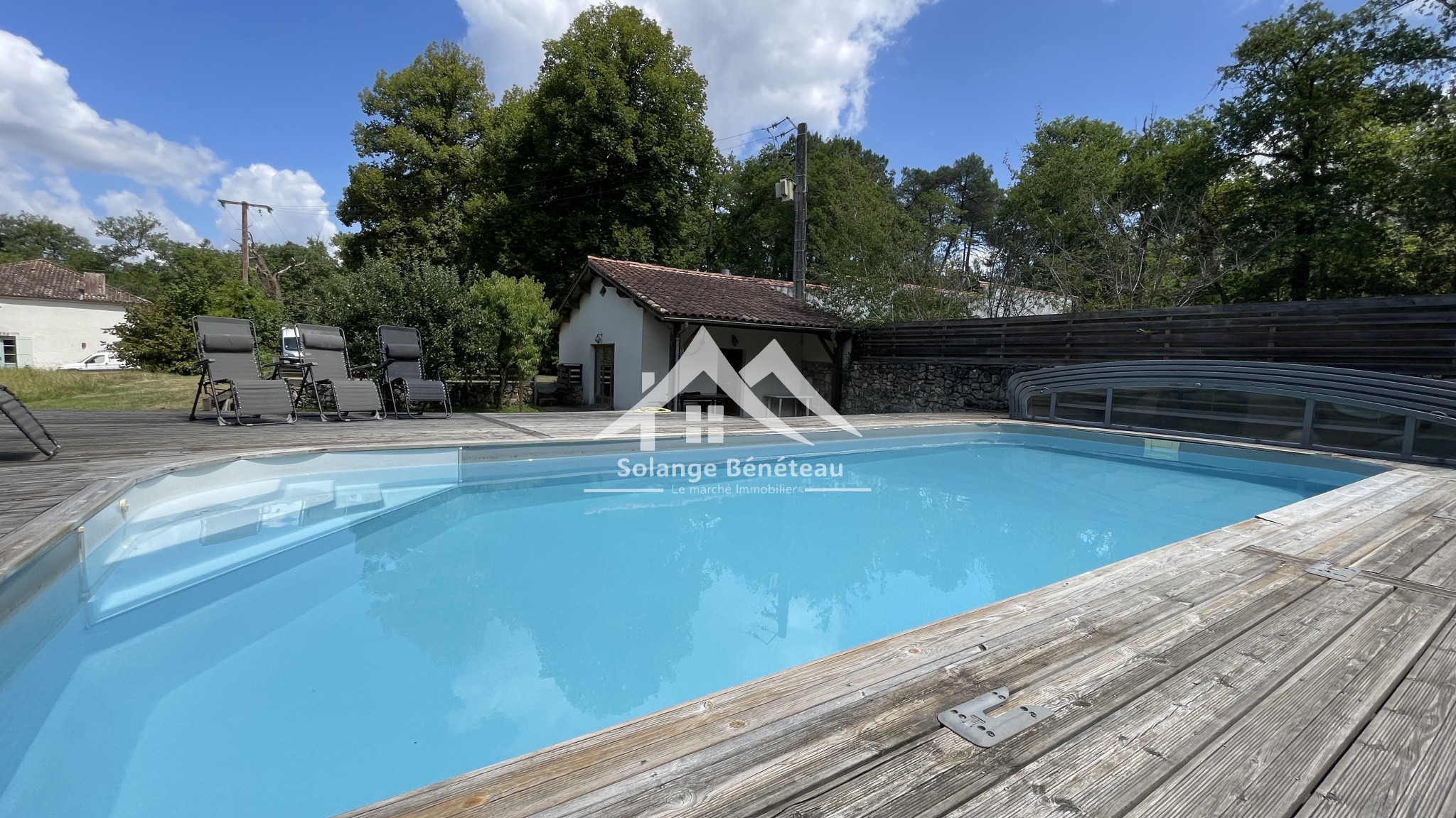 EXCLISIVITE -  Magnifique domaine avec Moulin et gite sur un terrain boisé de 2 hectares. — photo 18