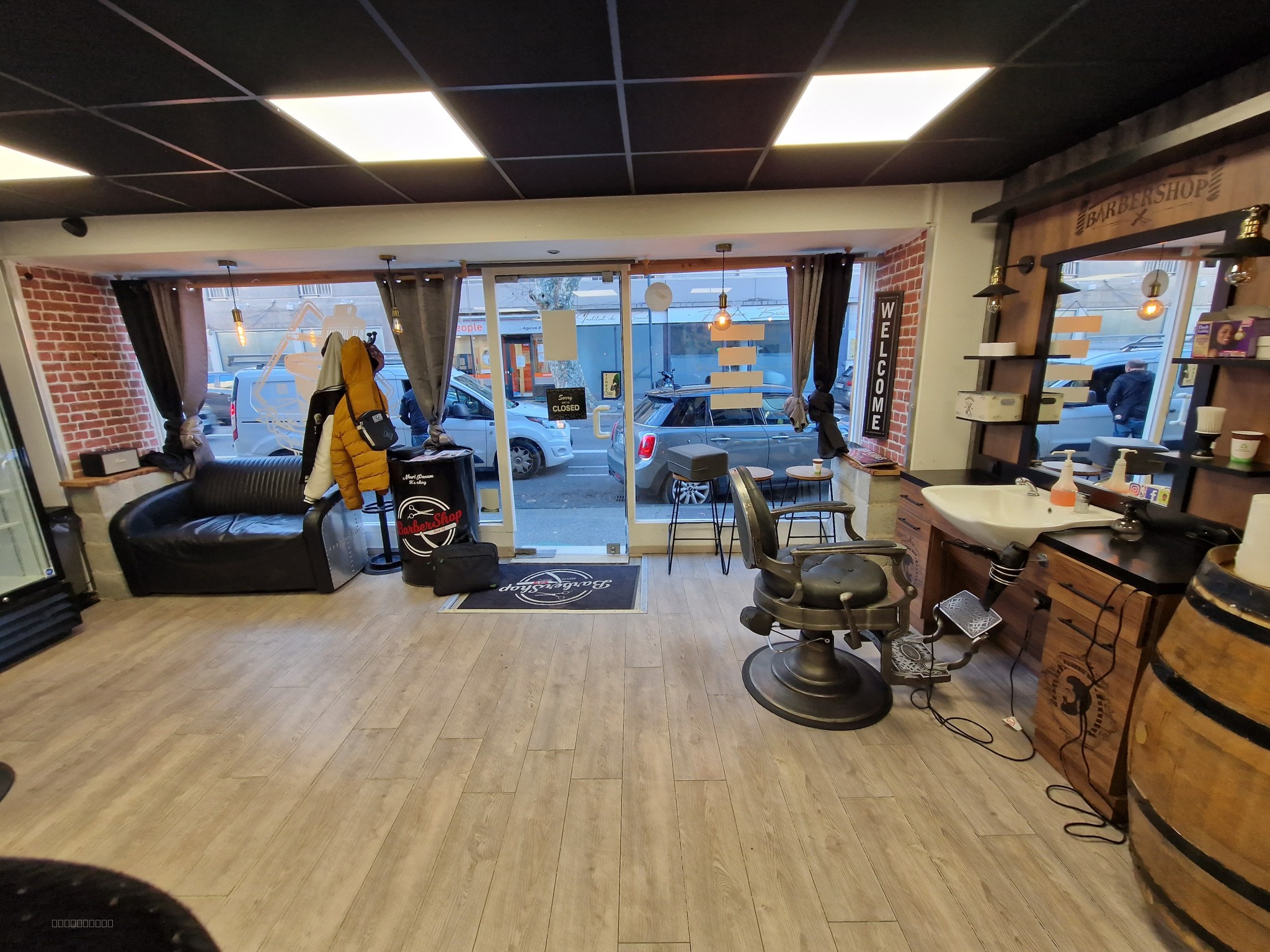Local commercial 43 m2 Valence — photo 4