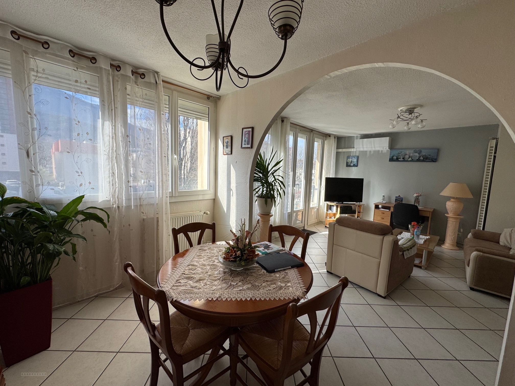 Appartement type 4 avec balcon à Échirolles — photo 8