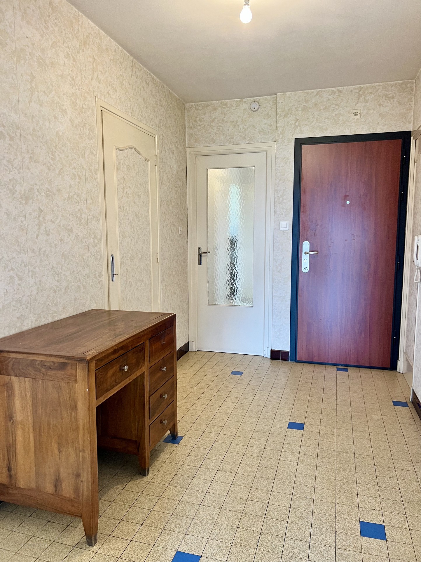 À vendre bel appartement avec terrasse et garage — photo 6