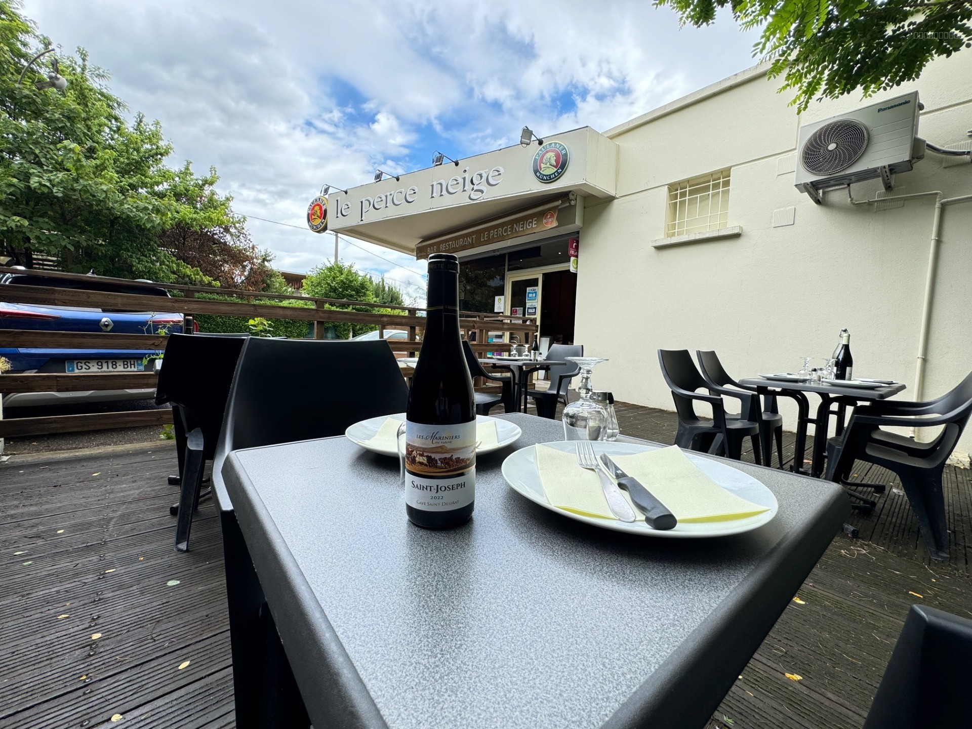 En exclusivité, bar restaurant à Fontaine — photo 9