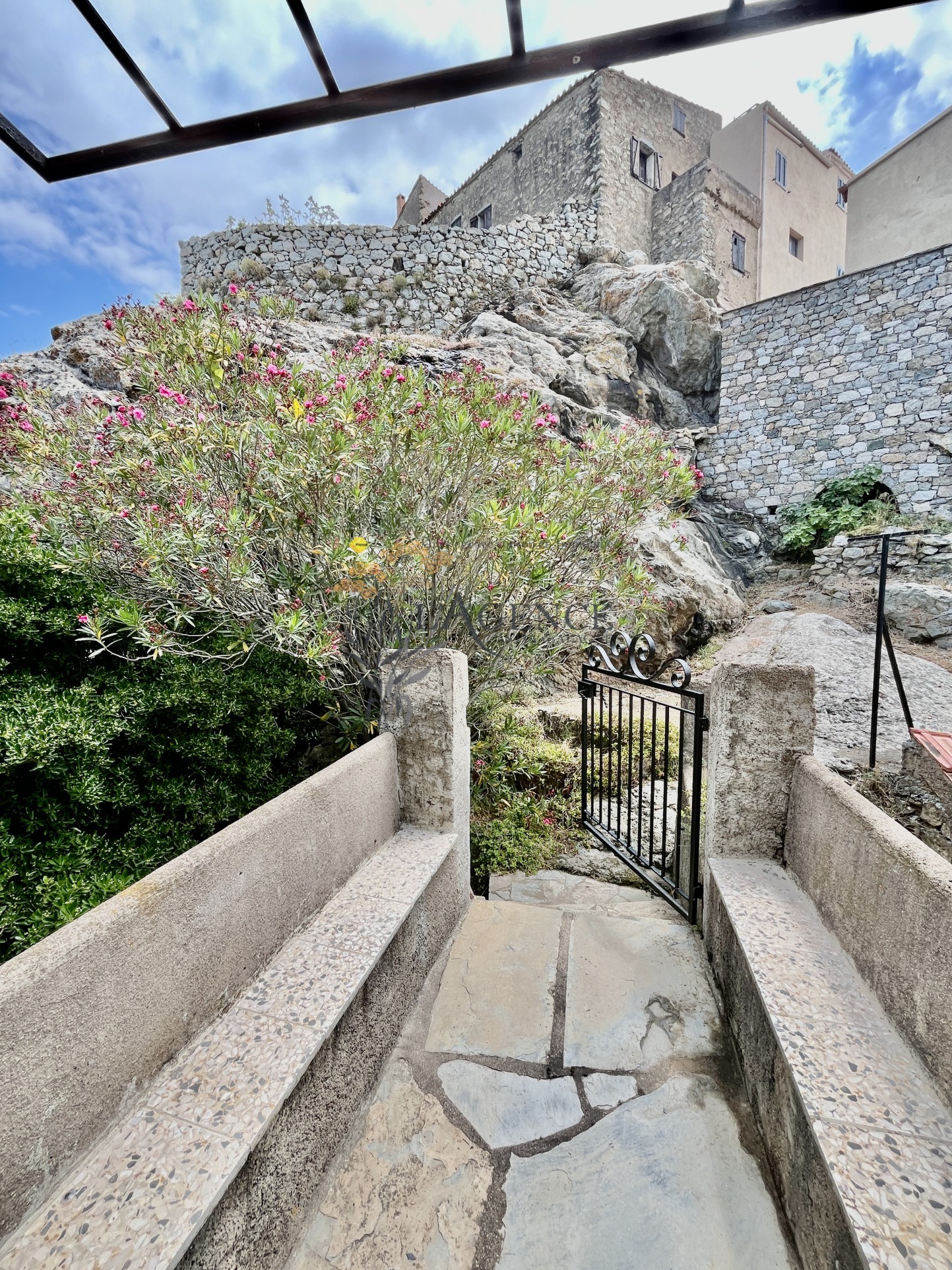 Maison de Village au Charme Historique à Speloncato. — photo 6