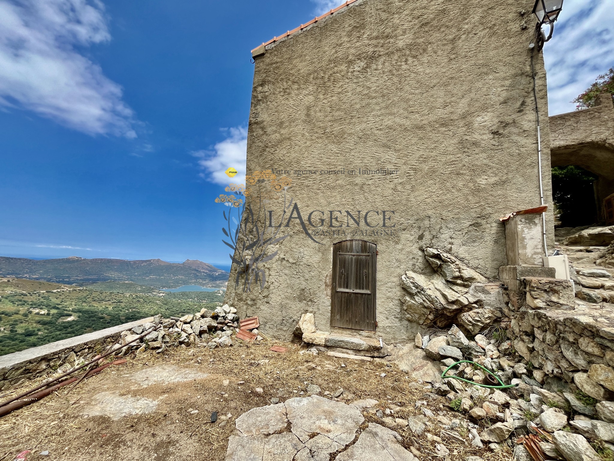 Maison de Village au Charme Historique à Speloncato. — photo 12