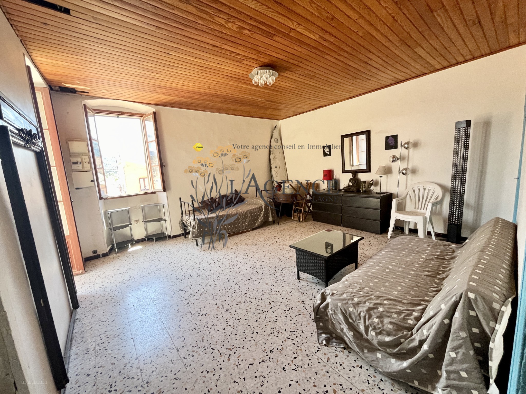 Charmant Appartement T2 au Cœur de L'Ile Rousse — photo 4