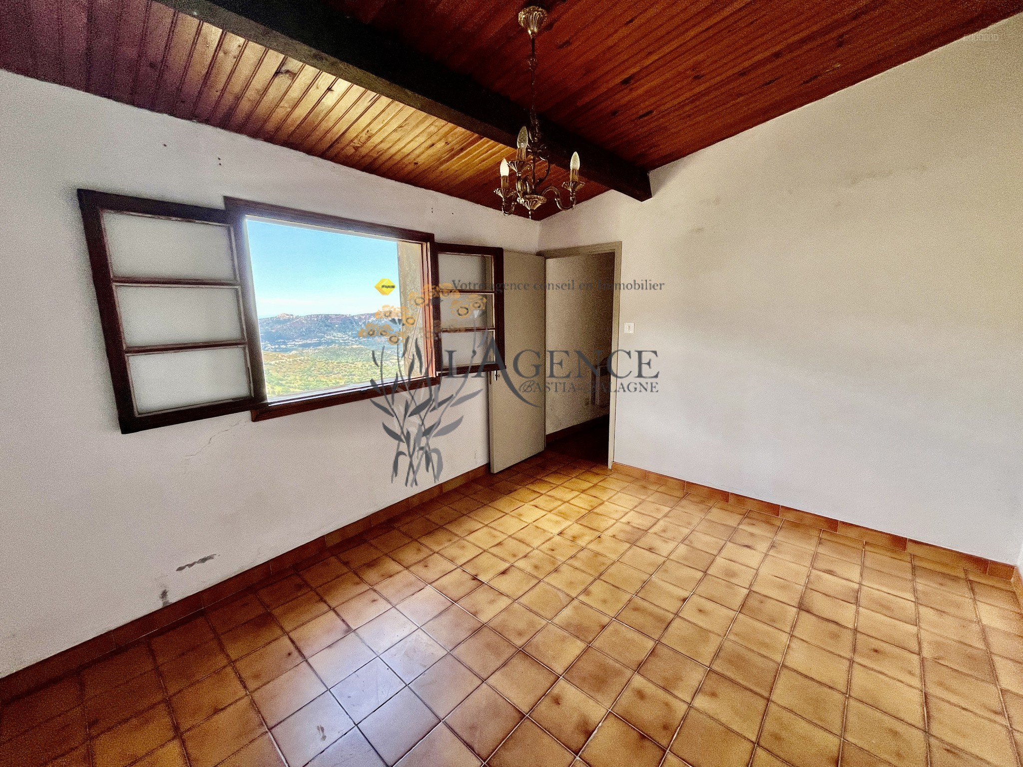 Maison de Village au Charme Historique à Speloncato. — photo 9
