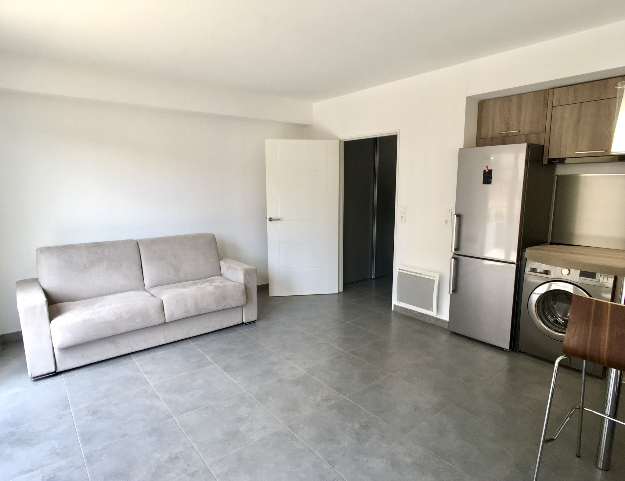 STUDIO 31 m2 CENTRE VILLE MENTON — photo 2