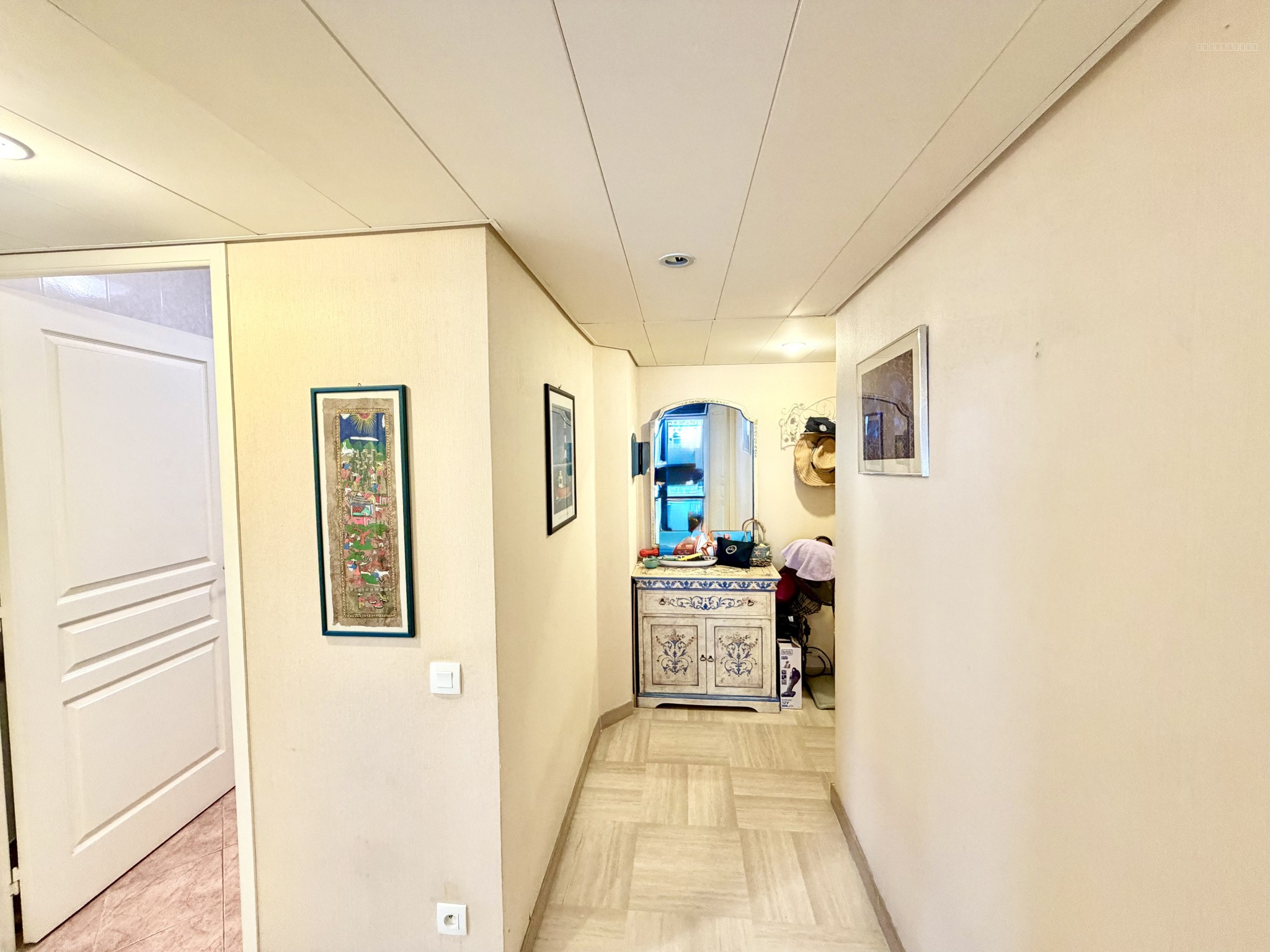 3 PIECES CENTRE VILLE AU CALME ABSOLU — photo 9