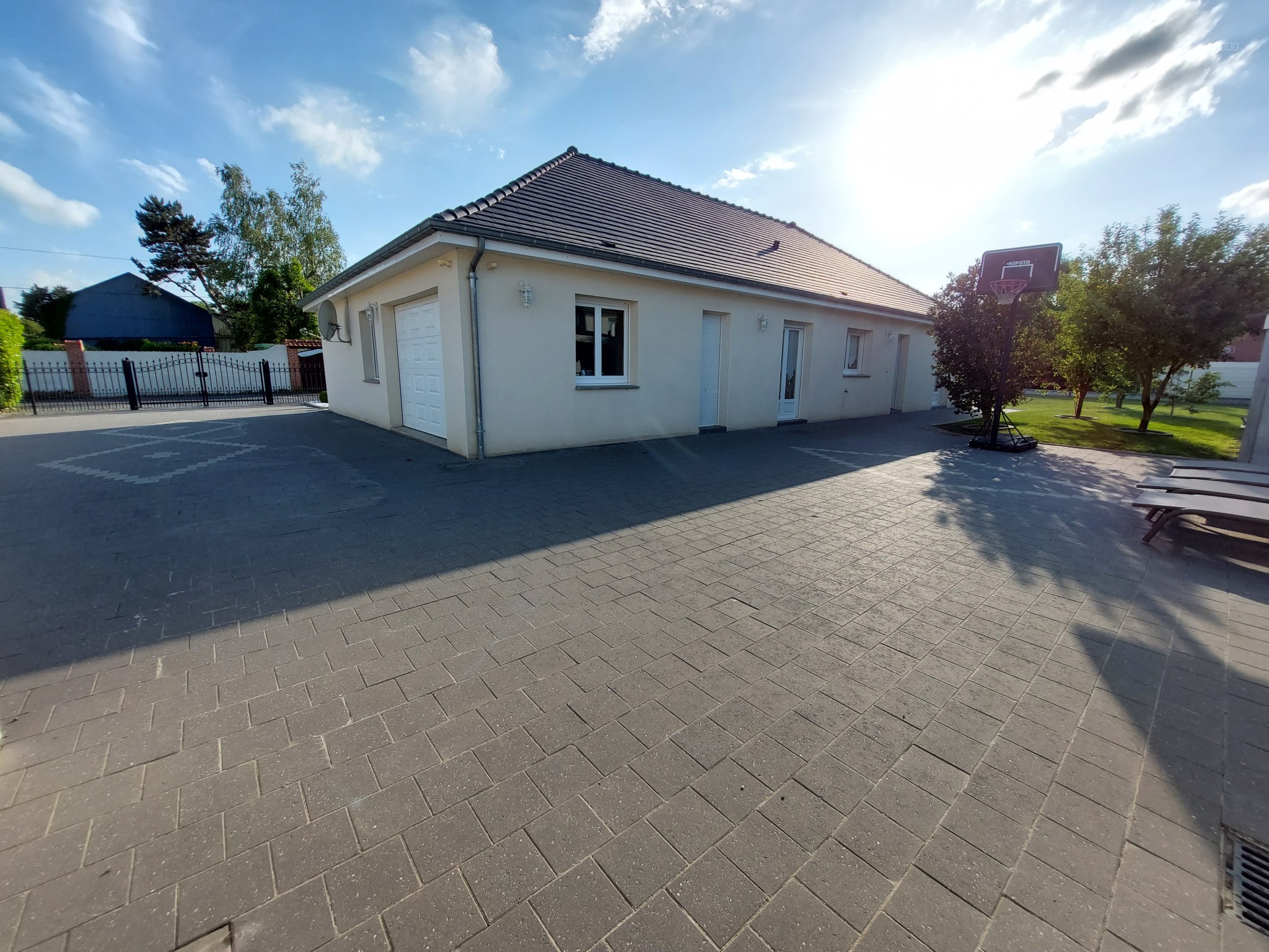 PAVILLON INDIVIDUEL DE PLAIN PIED A CAMBRAI — photo 3