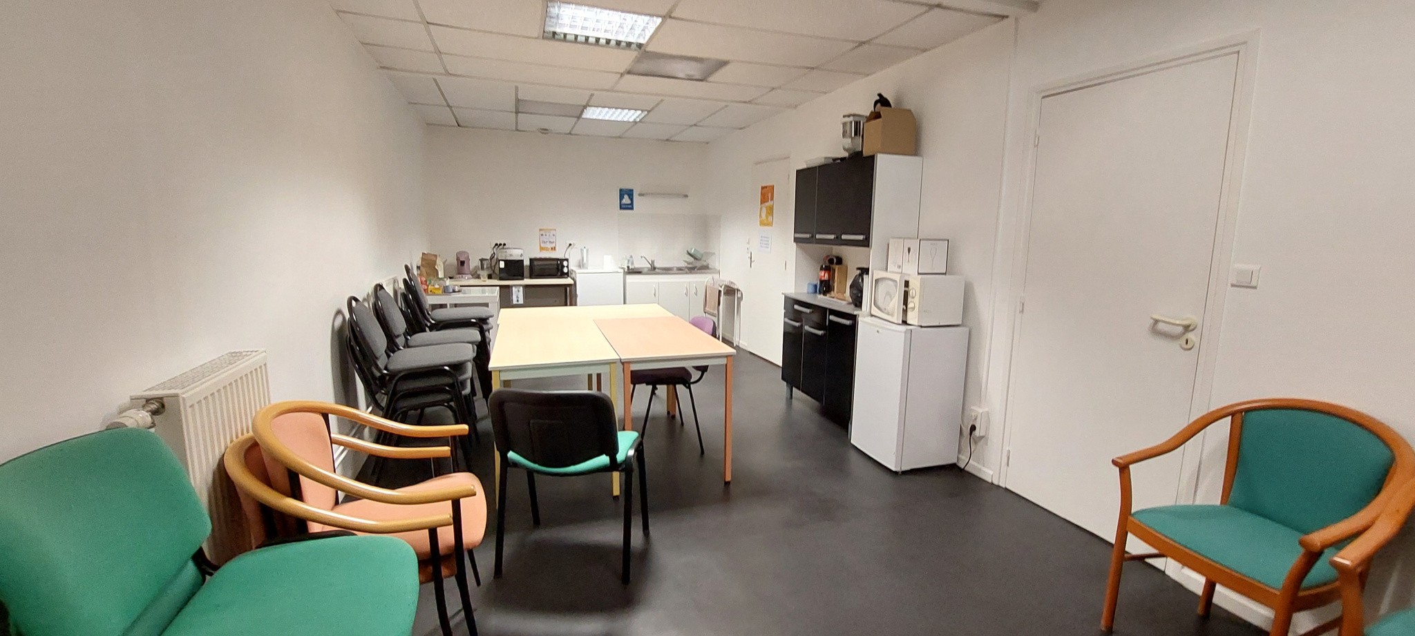 IMMEUBLE A USAGE PROFESSIONNEL DE 625 M2  TOUT DE PLAIN PIED — photo 8