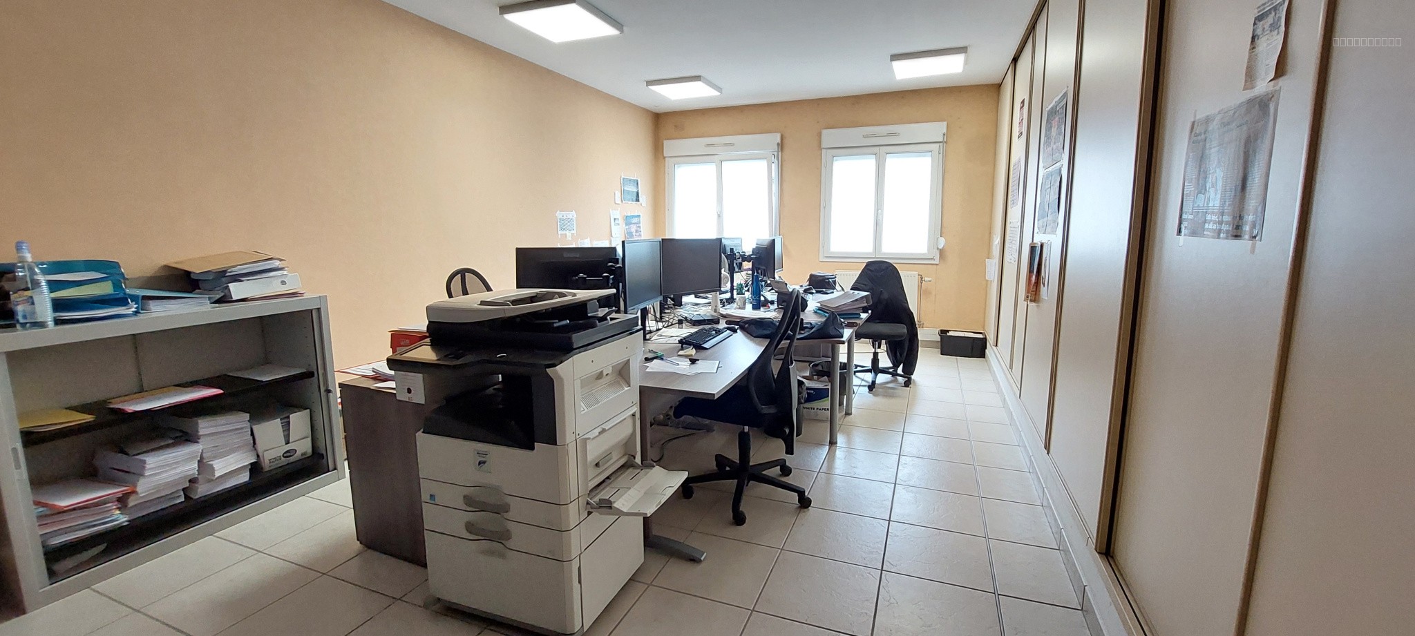 IMMEUBLE A USAGE PROFESSIONNEL DE 625 M2  TOUT DE PLAIN PIED — photo 5