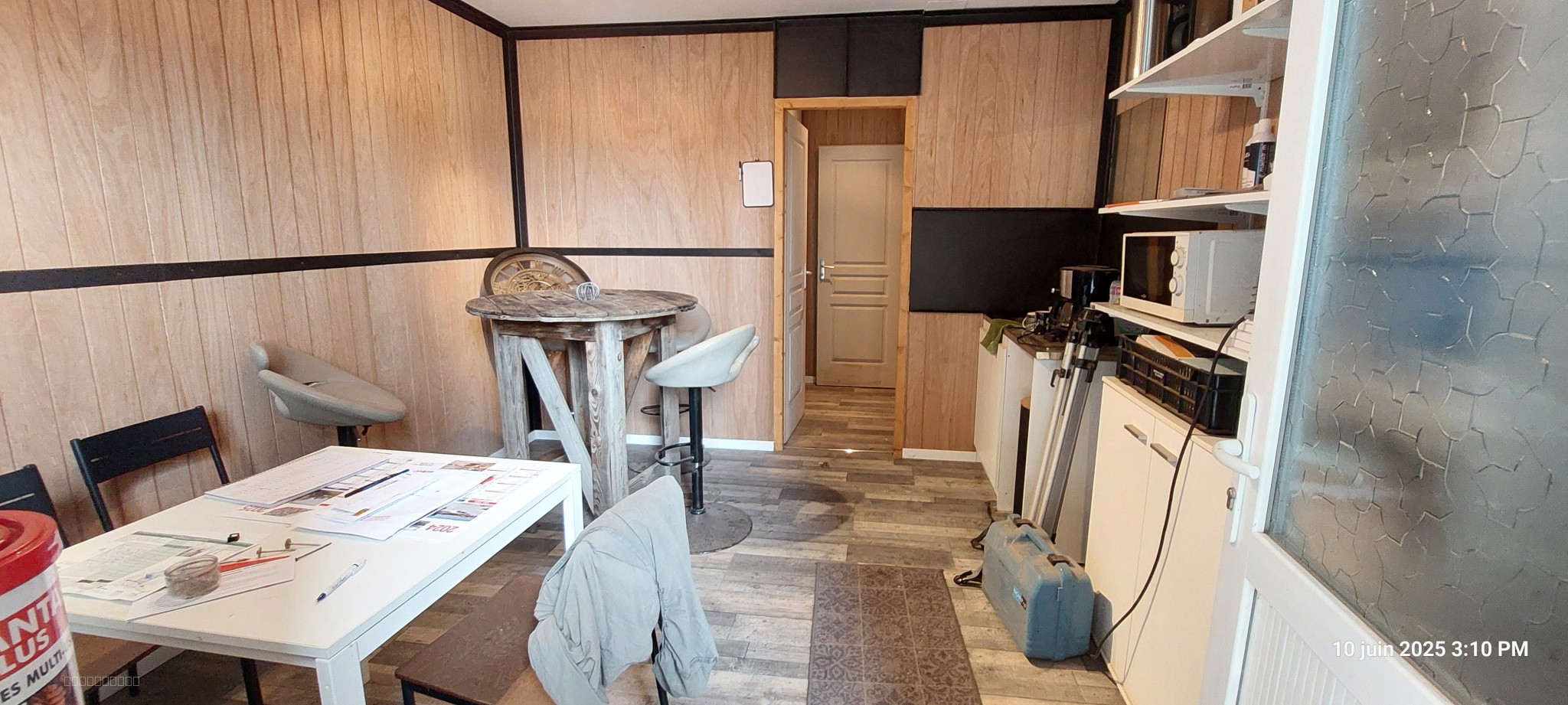 BATIMENT DE 300 M2 EN PARFAIT ETAT — photo 4