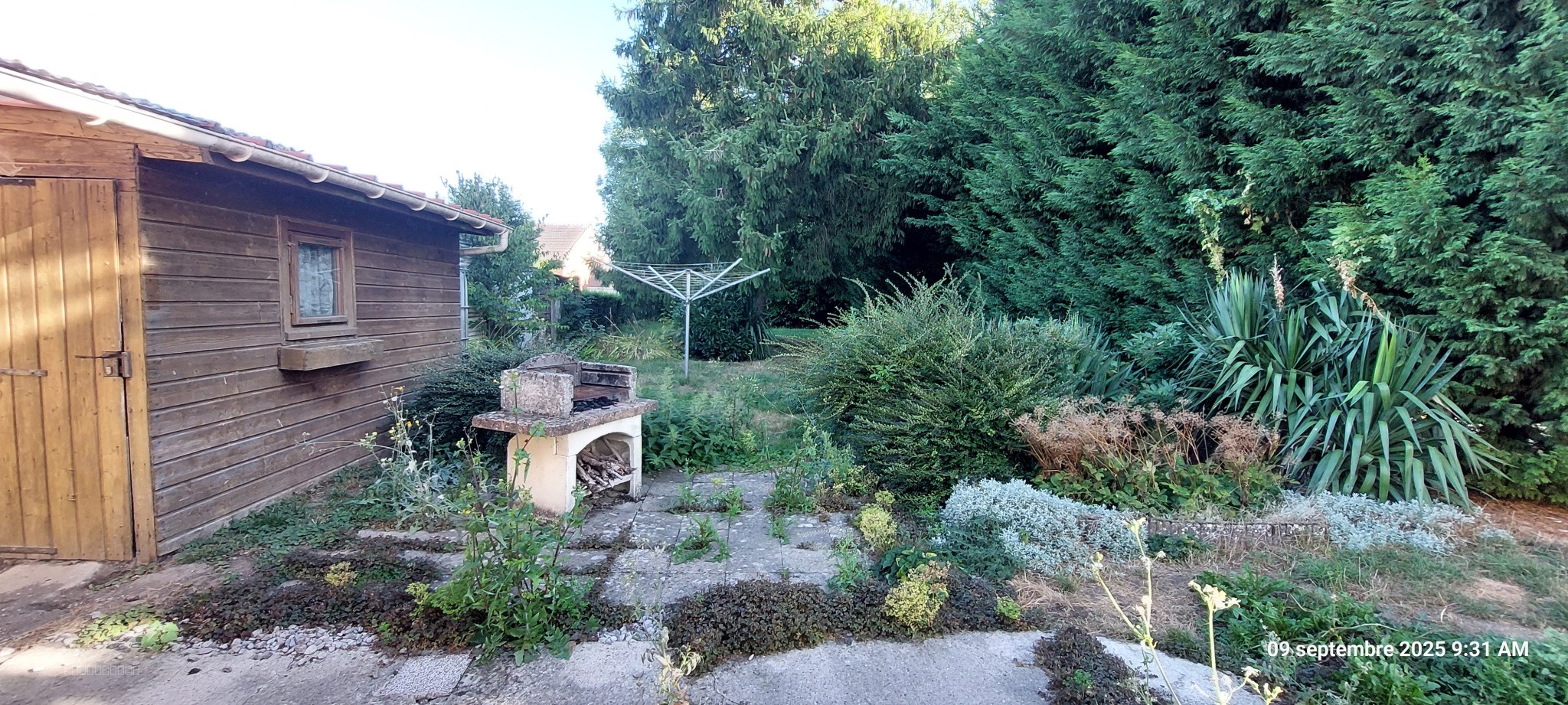 LOCAL DE 185 M2 PLACE SUR UN AXE TRES PASSANT TRES PROCHE CENTRE VILLE — photo 10
