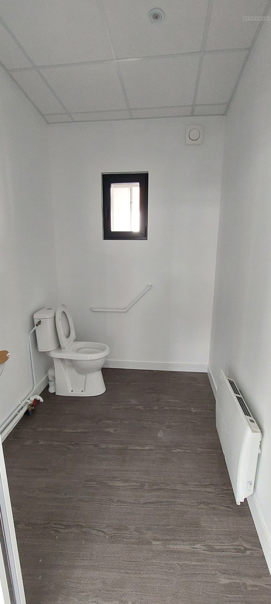 BUREAUX DE 41 M2 HYPER CENTRE — photo 5