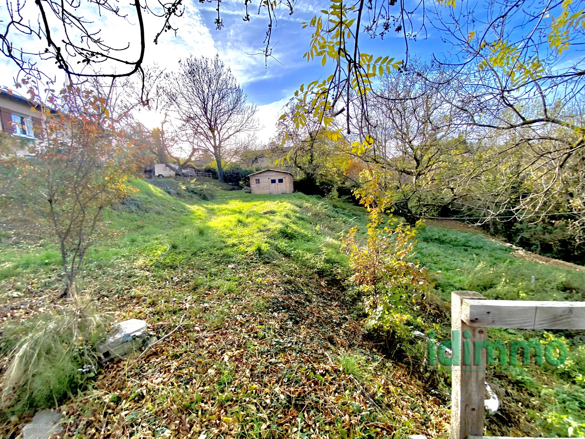 En exclusivité, maison individuelle de 101 m2 habitables + une véranda de 32 m2 sur un terrain de 2 101 m2 à A — photo 2